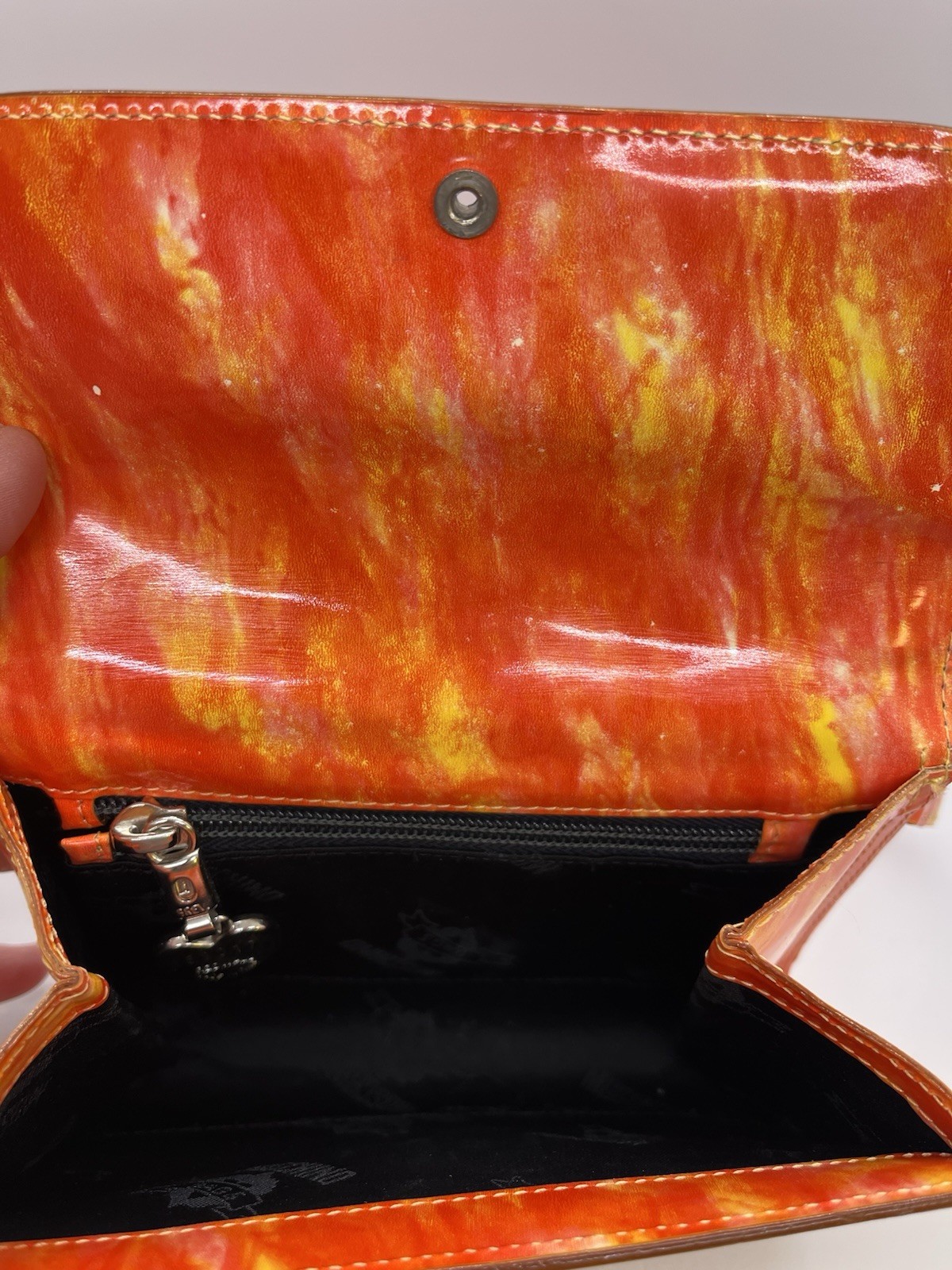 Vintage MOSCHINO Redwall FLAMES / FIRE Shoulder Handbag Clutch Made in Italy
