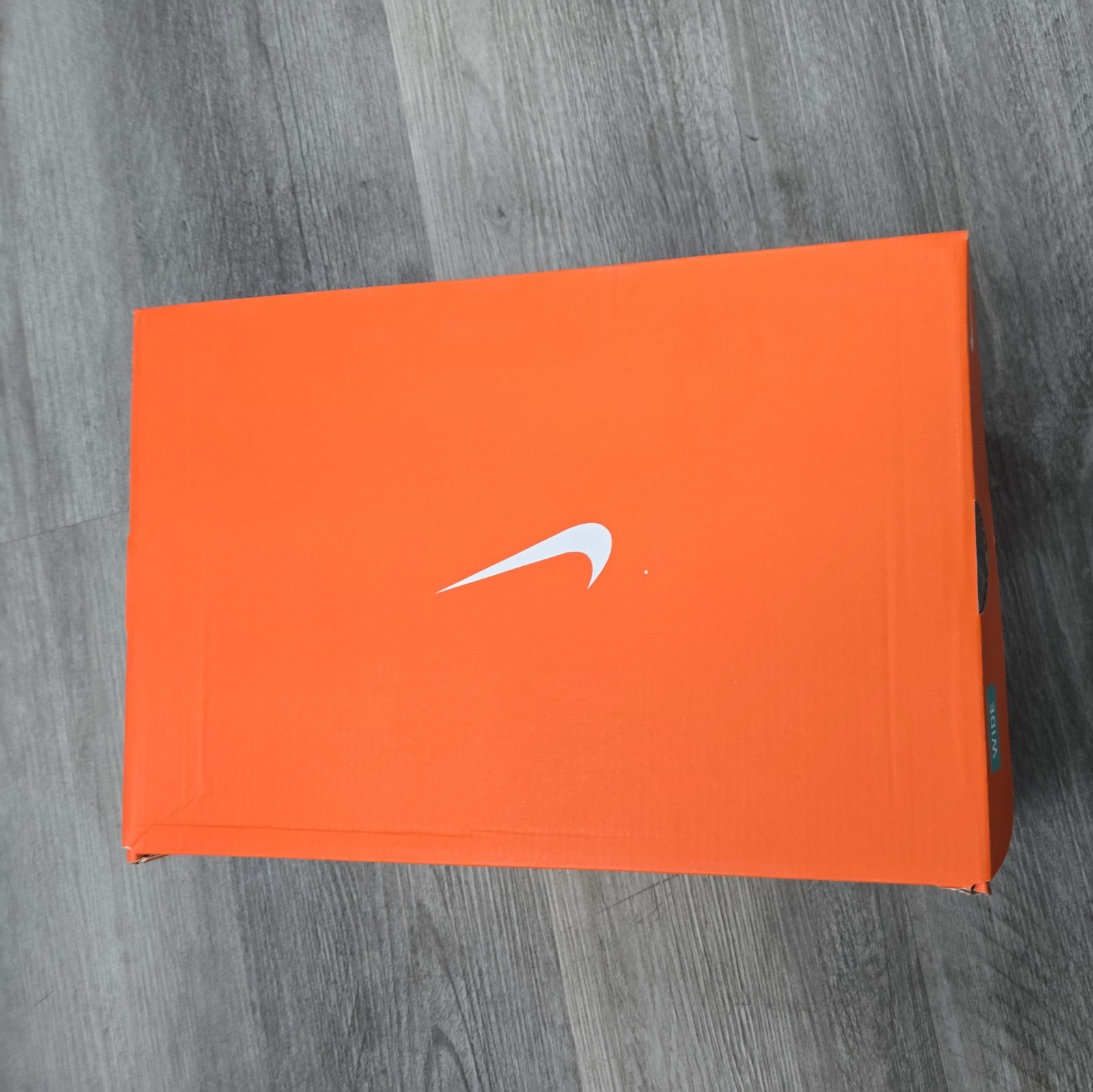 Nike Revolution 10.5 Light Smoke Grey Black HQ1996-005 New With Box-10m Wide