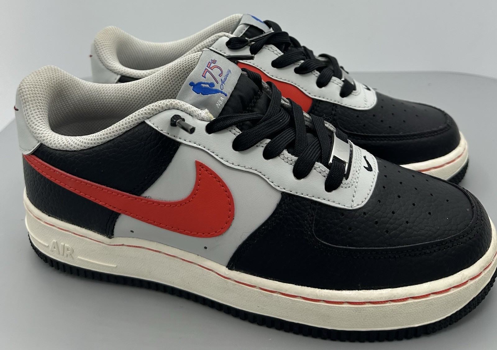 Nike Air Force 1 Low LV8 Black NBA 75th Trail Blazers DJ9993-001 Youth Size 6.5Y