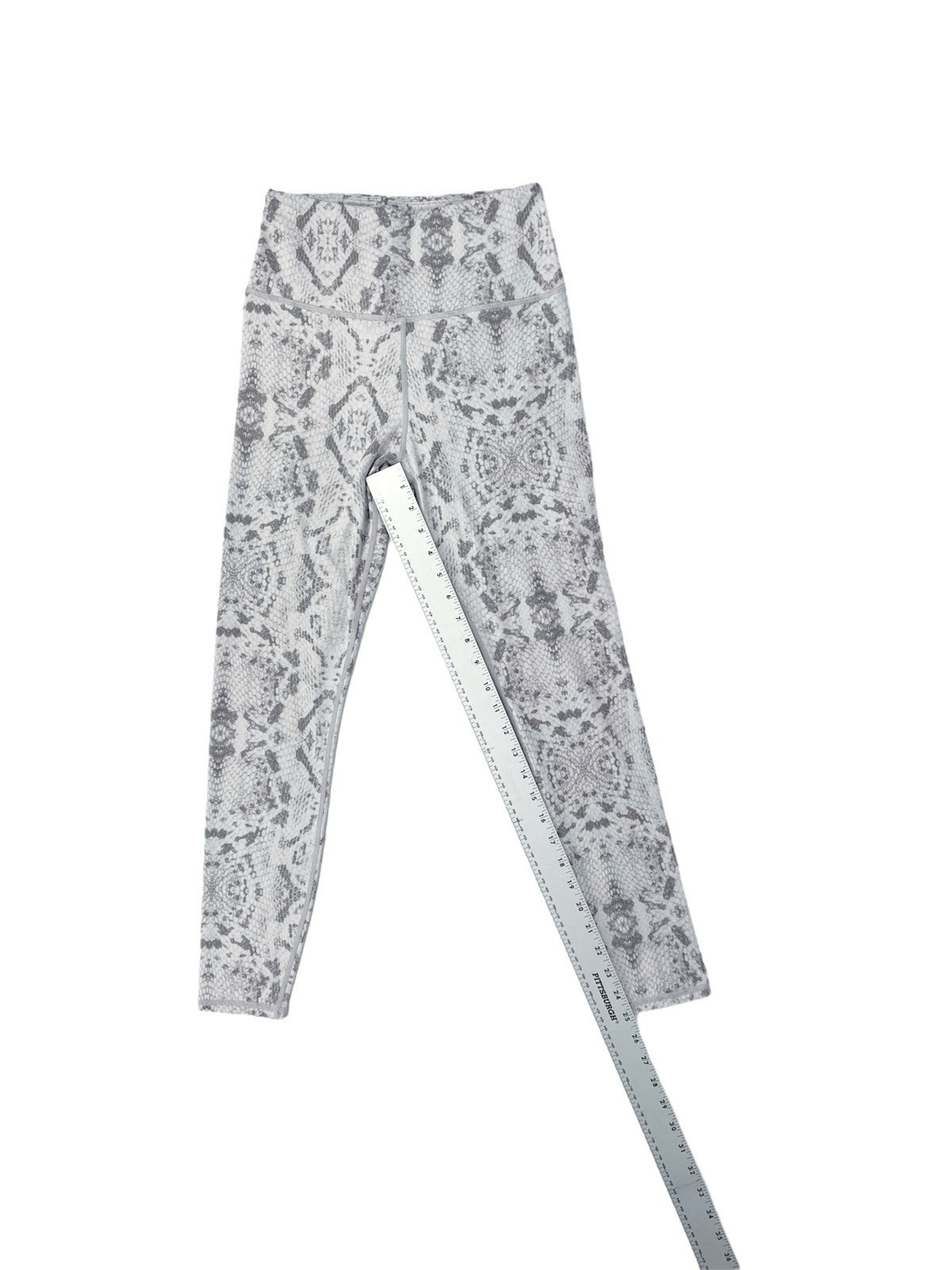 Varley Century 2.0 Leggings Taupe Grey Snakeskin 7/8 Length Size Small