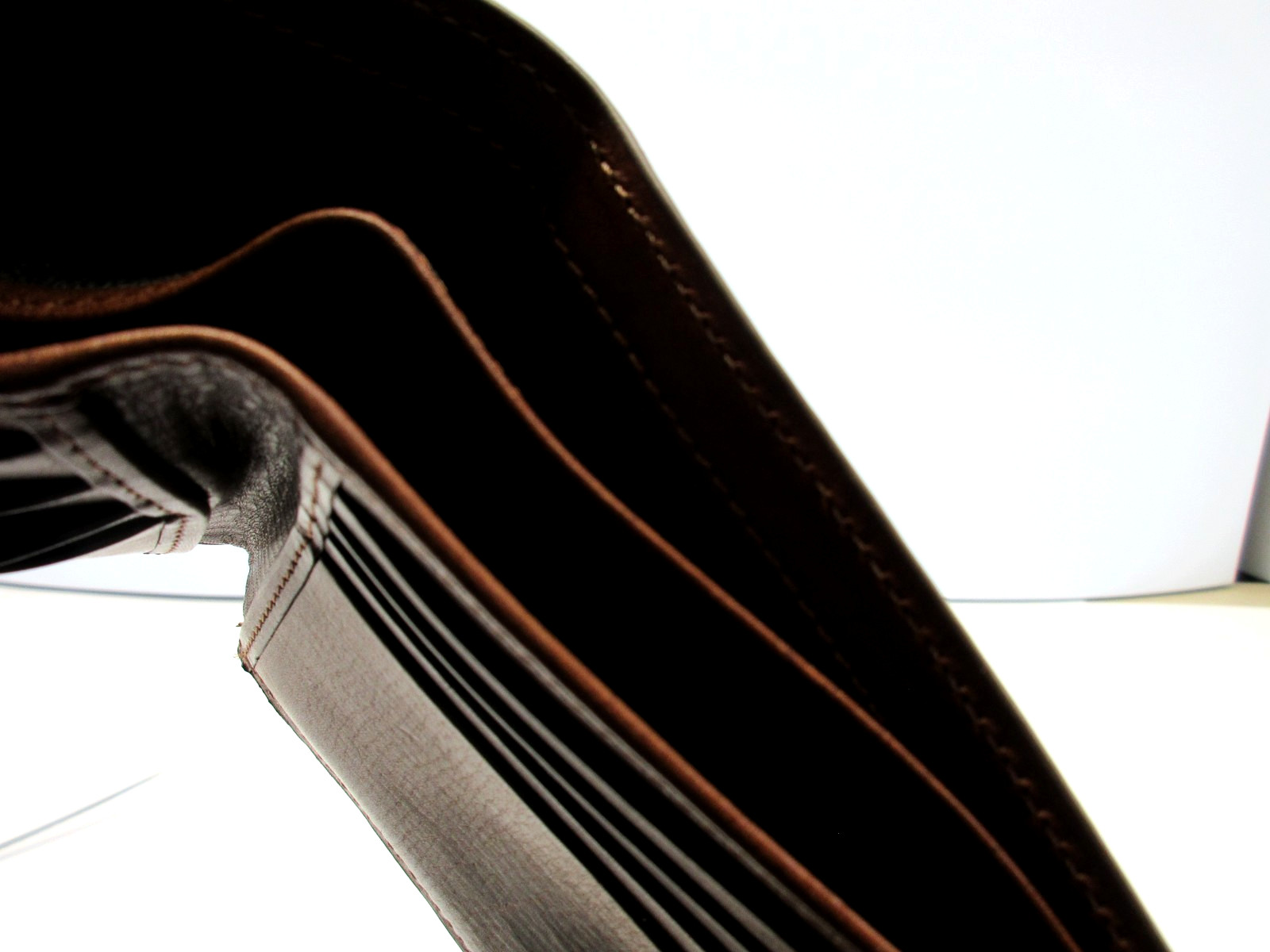 Wallet Mens Smooth Leather Bifold Leather Lining NEW Brown