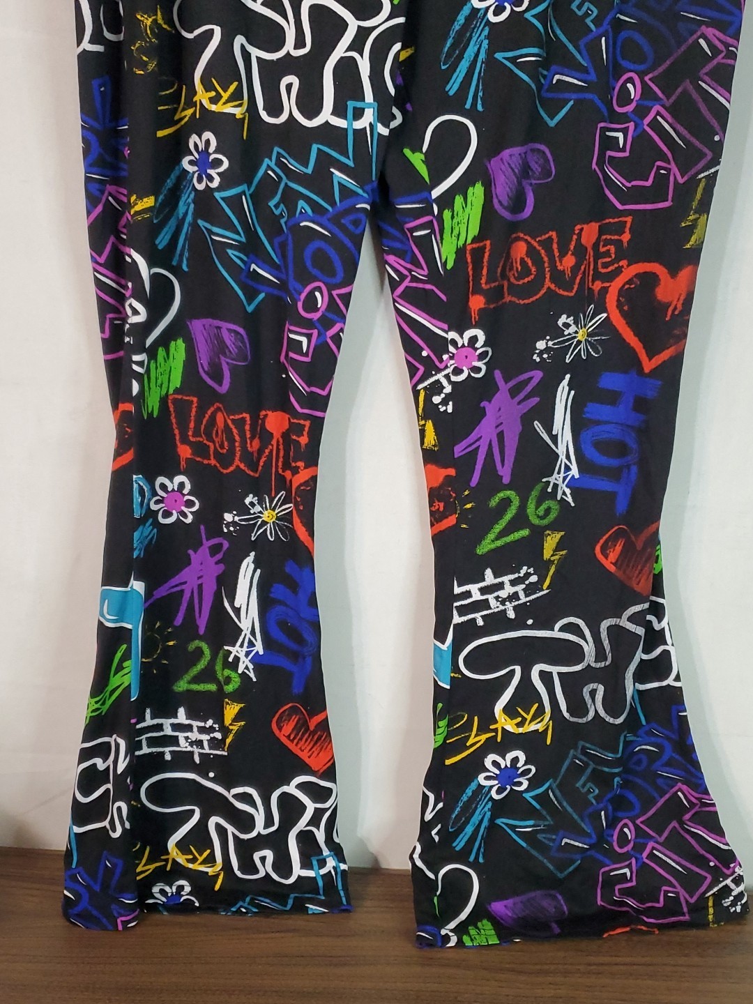 Rouge Collection Women’s Graffiti Letter Print Pull On Leggings Size 4X