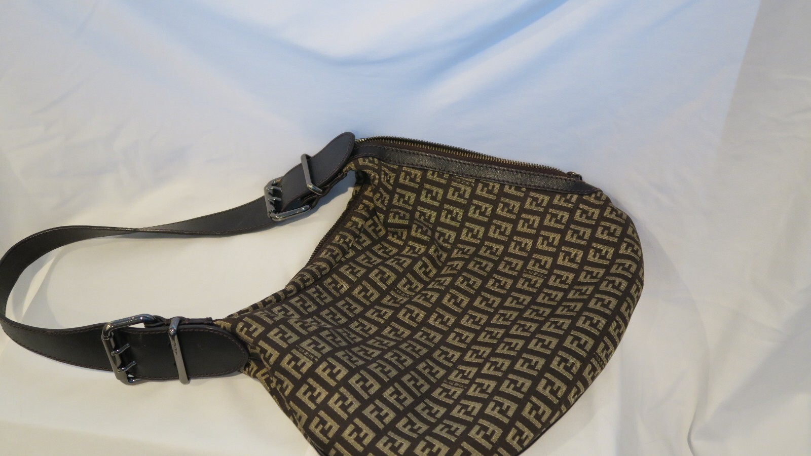 Authentic Vintage Fendi Zucca Oyster Shoulder Bag (Pre-owned)