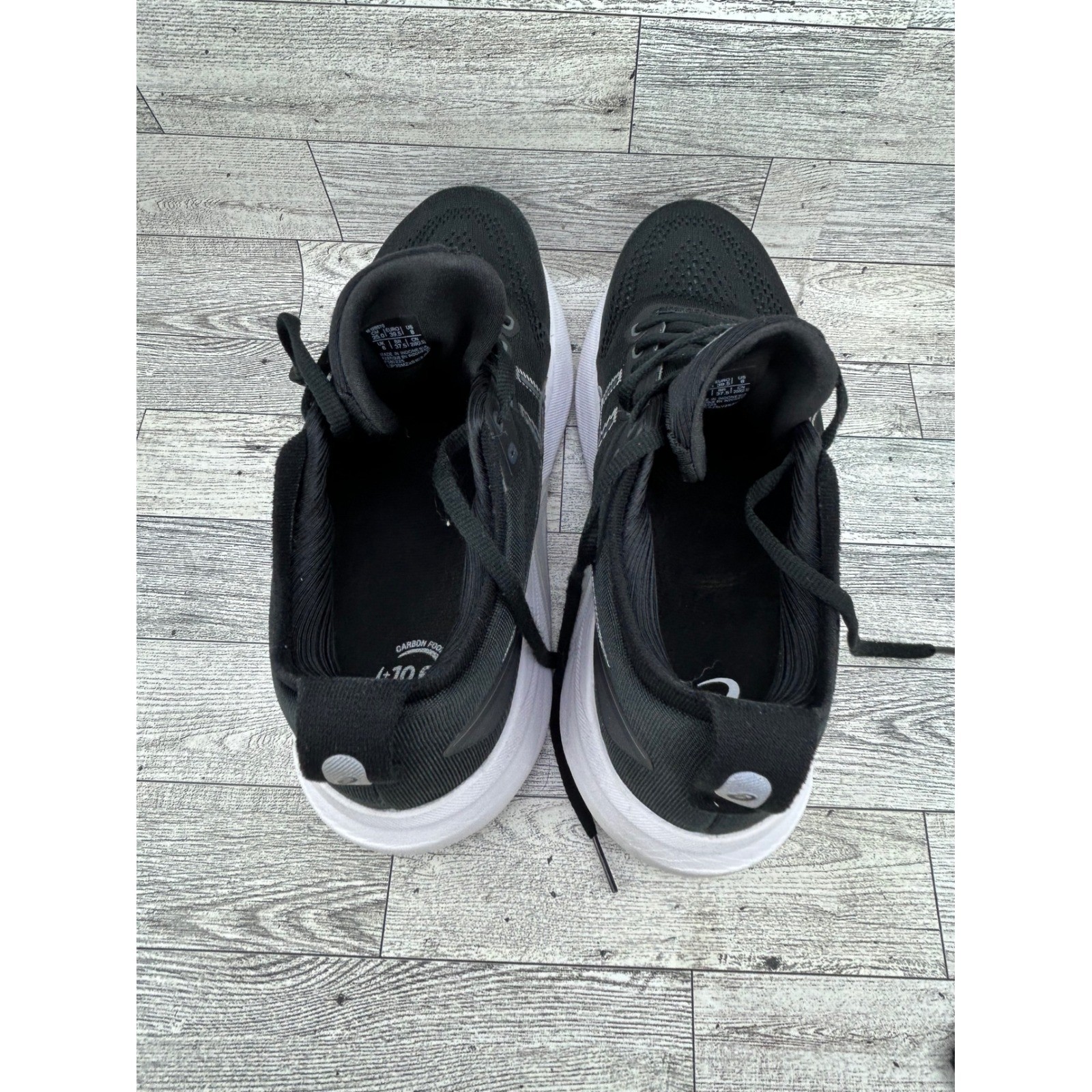 Asics Gel-Kayano 31 Black Graphite Grey Running Shoes 1012B670 Women Size 8