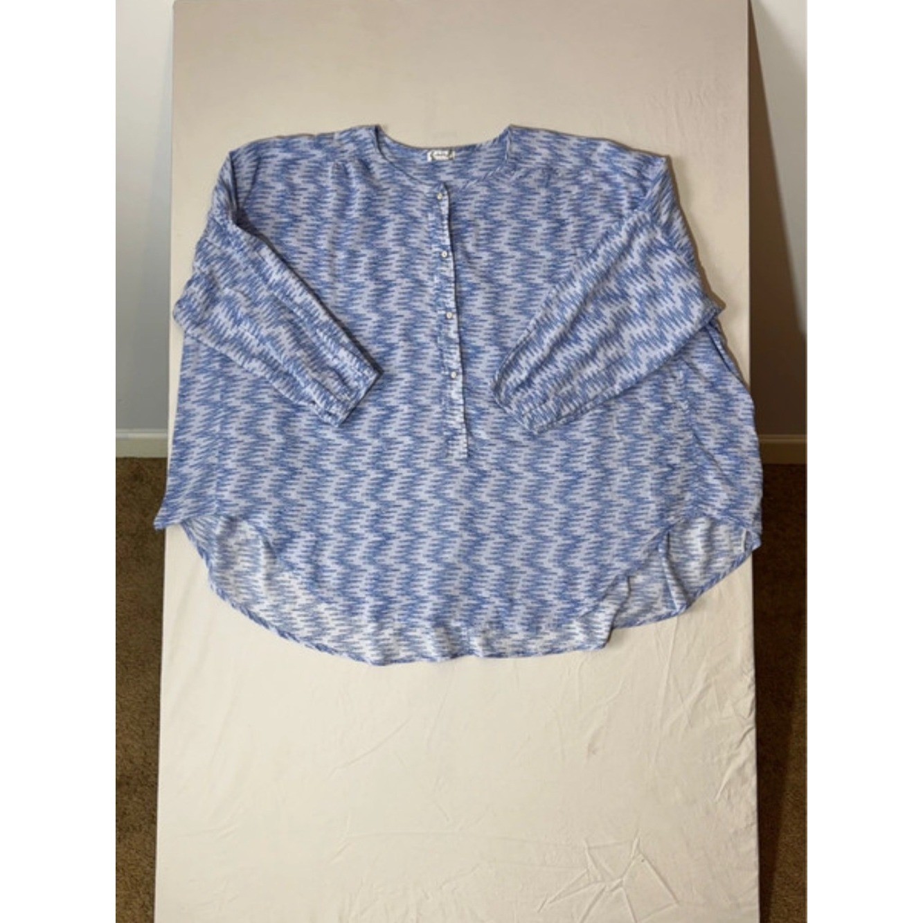 Intimately Free People Blooms For You Sleep Shirt | Blue & White | M