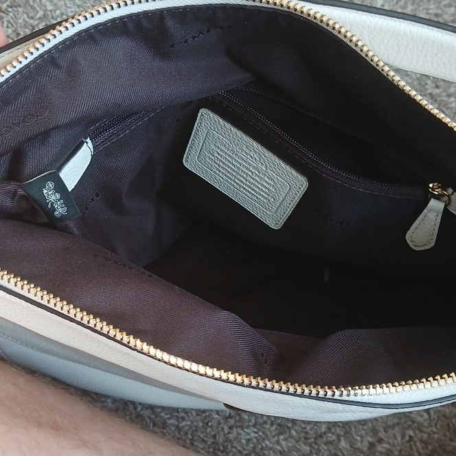 Coach White Pebbled Crossbody Bag Gold Hardware Zip/Turn Lock Detachable Strap