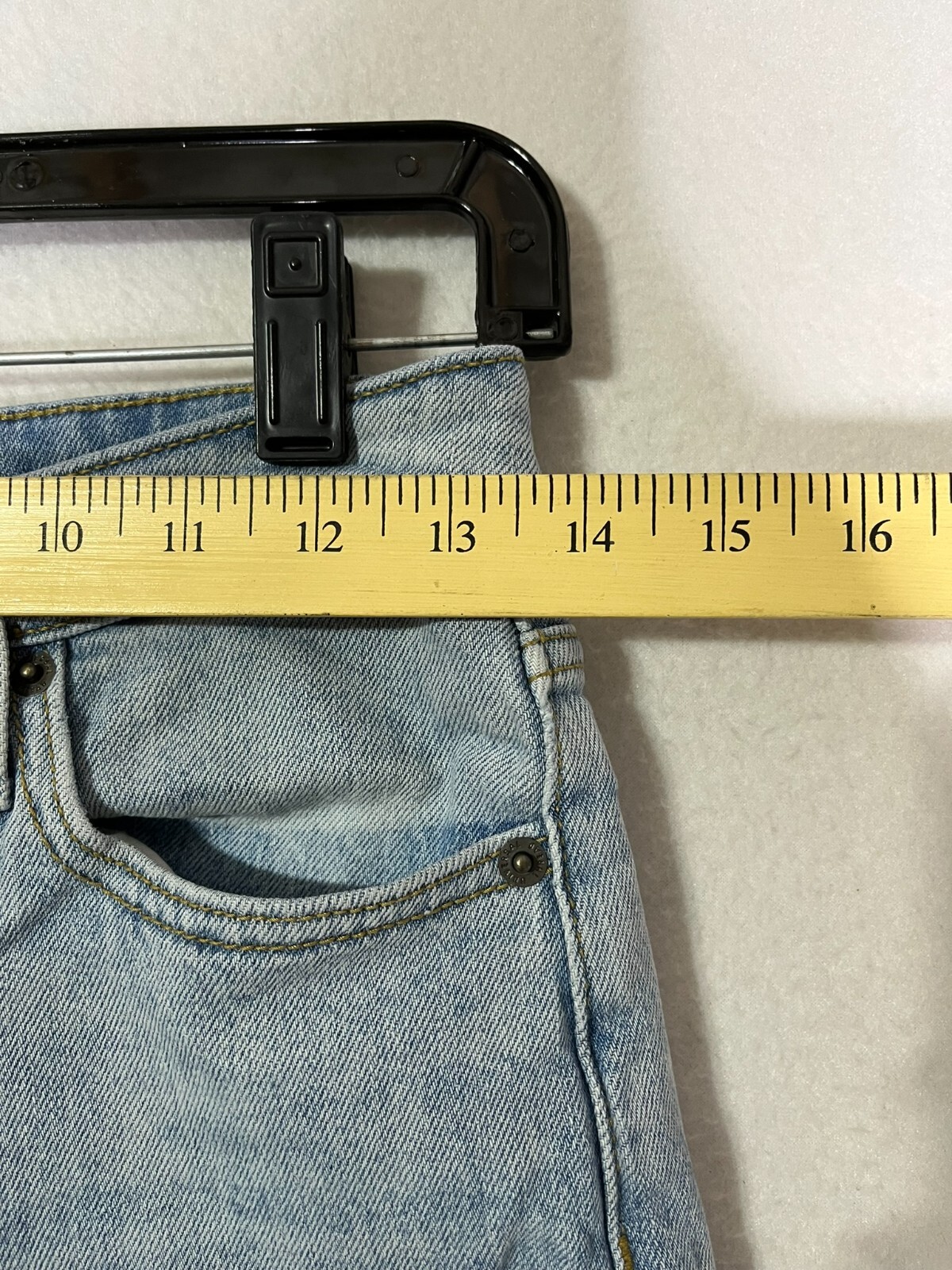 Universal Thread Blue Slim Straight Leg Jeans Denim Stretch Women’s Size 2/26R
