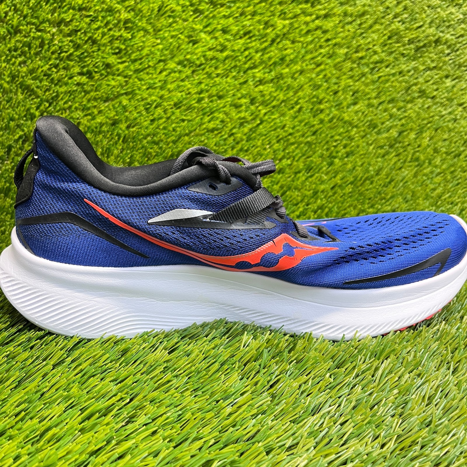 Saucony Ride 15 Mens Size 9.5 Blue White Pink Athletic Running Shoes Sneakers