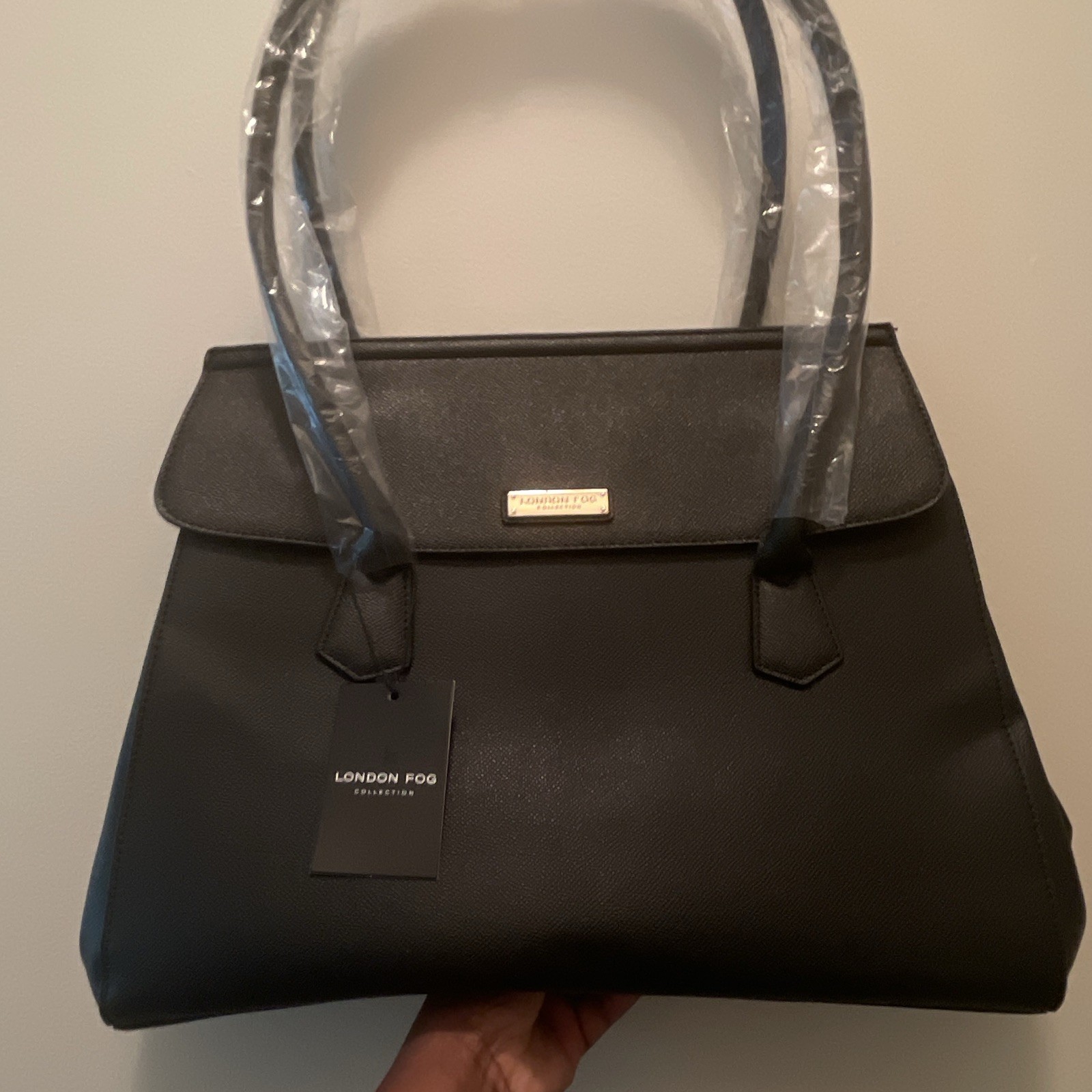 London Fog Black Medium Satchel Top Handle Bag Gold Hardware Zip Pockets Lined