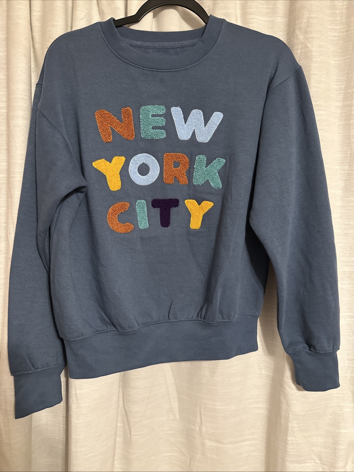 New York Popular Crewneck Sweatshirt Women’s Small New