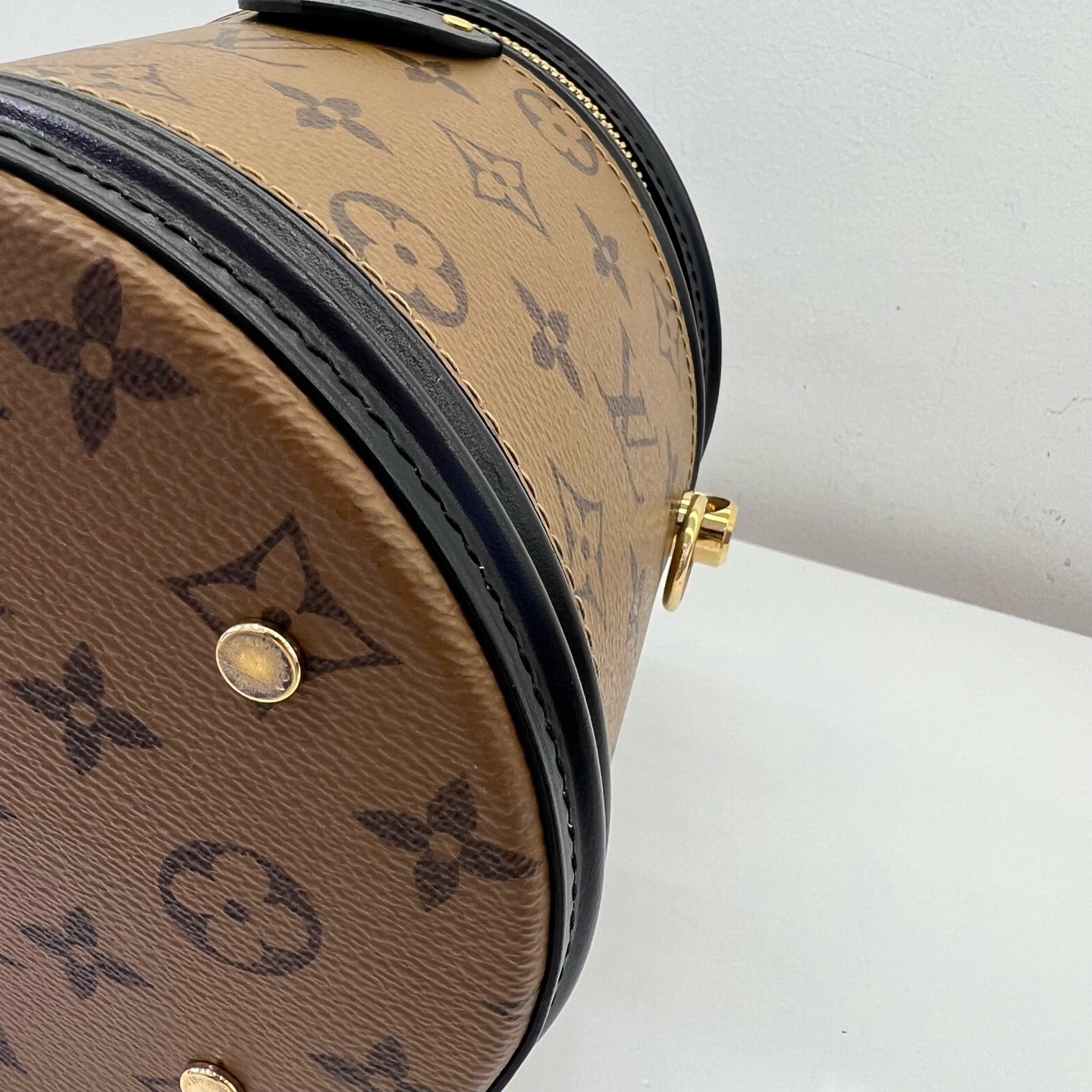 LOUIS VUITTON Cannes Monogram Reverse Brown Black Leather Vanity Bag M43986