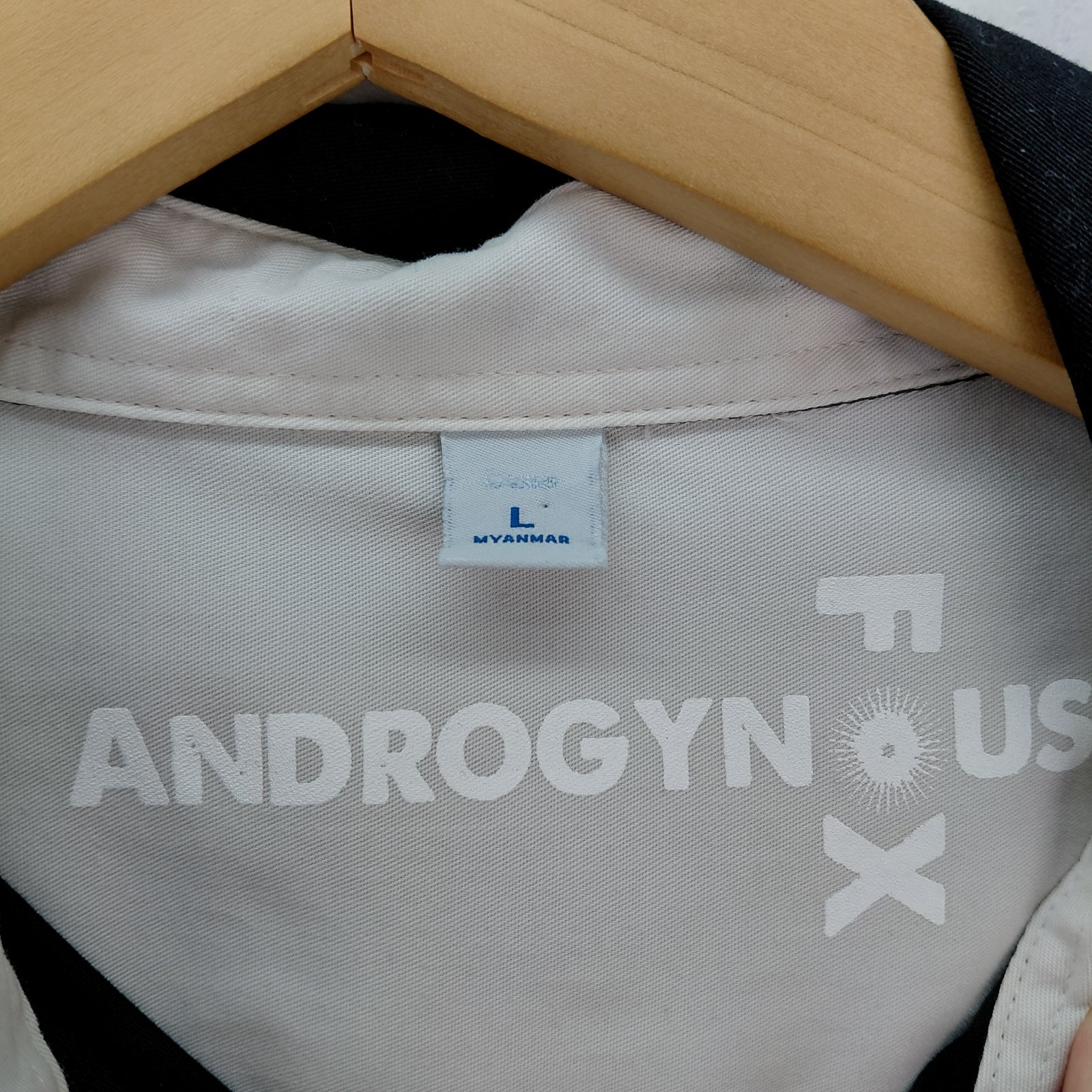Androgynous Fox Shirt Black Long Sleeve Swift Button Up Gender Neutral Sz Large