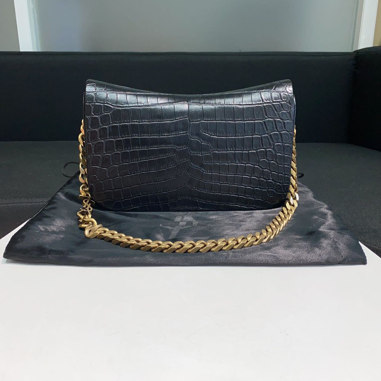 Saint Laurent elise black crocodile embossed chain bag (24 × 15 × 9)cm