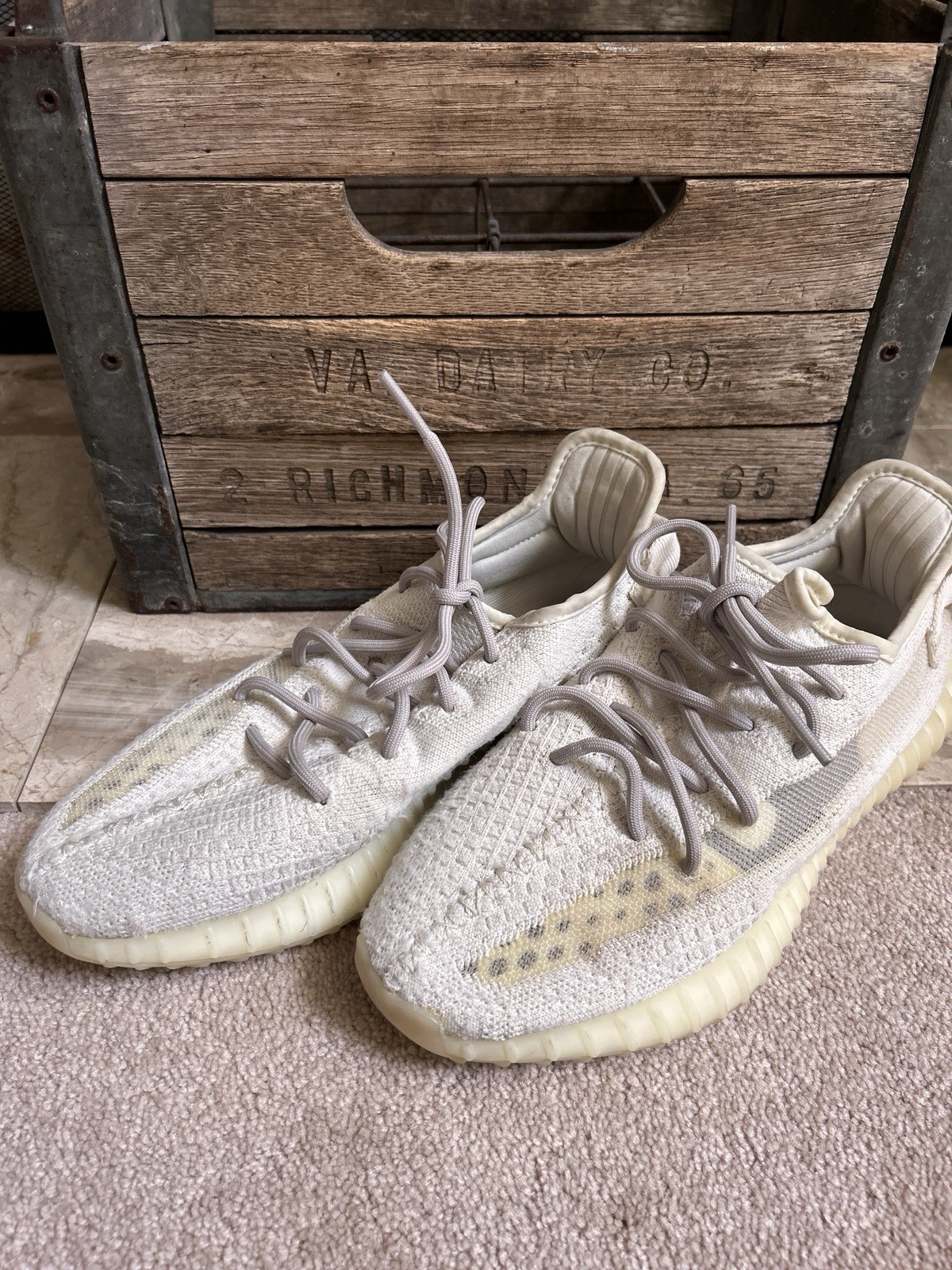 ADIDAS “Yeezy Boost 350 V2” bone white shoes – size 9