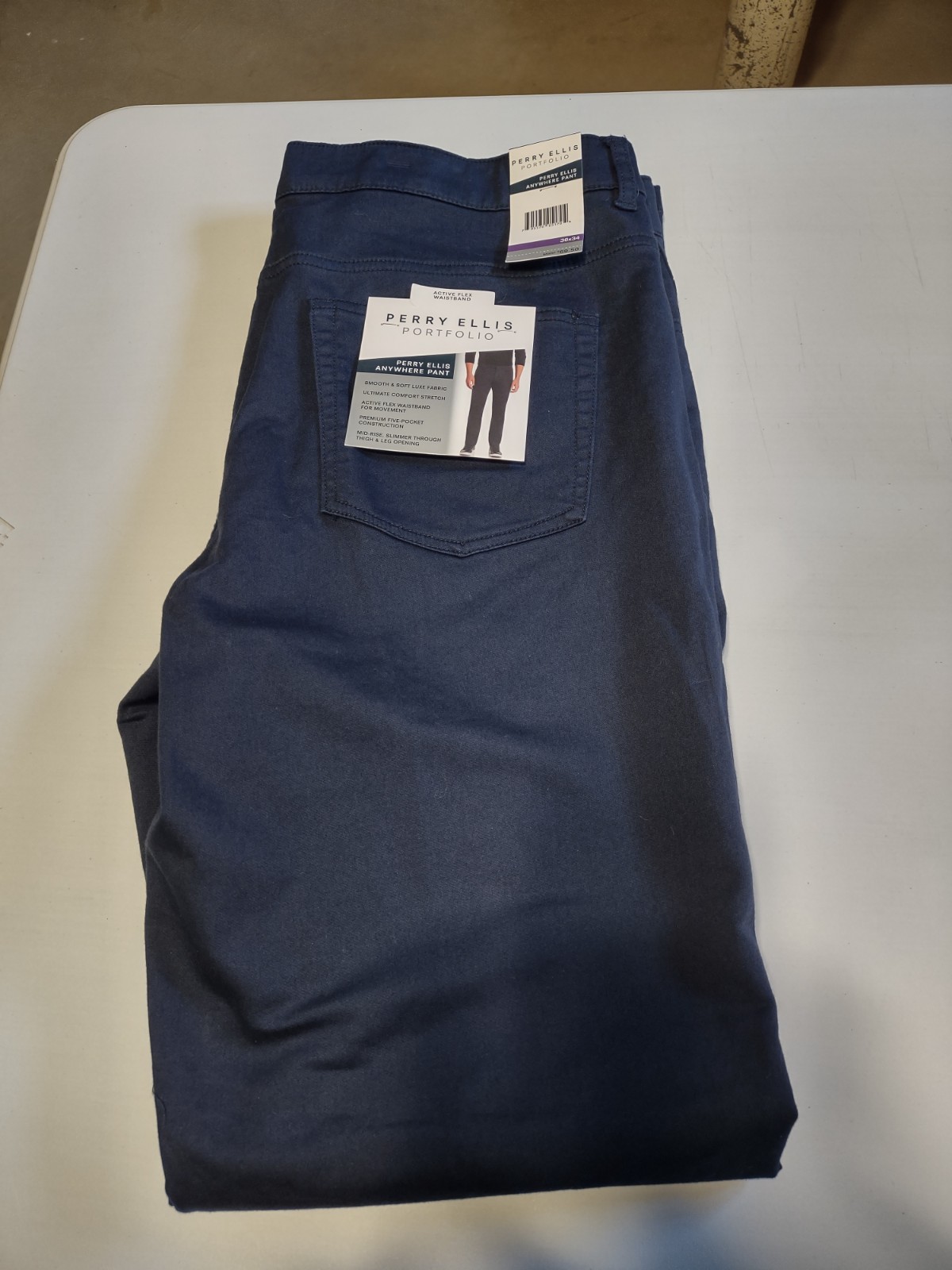 NWT – Perry Ellis Portfolio – Men’s Anywhere Pant – Dark Blue – 36 X 34