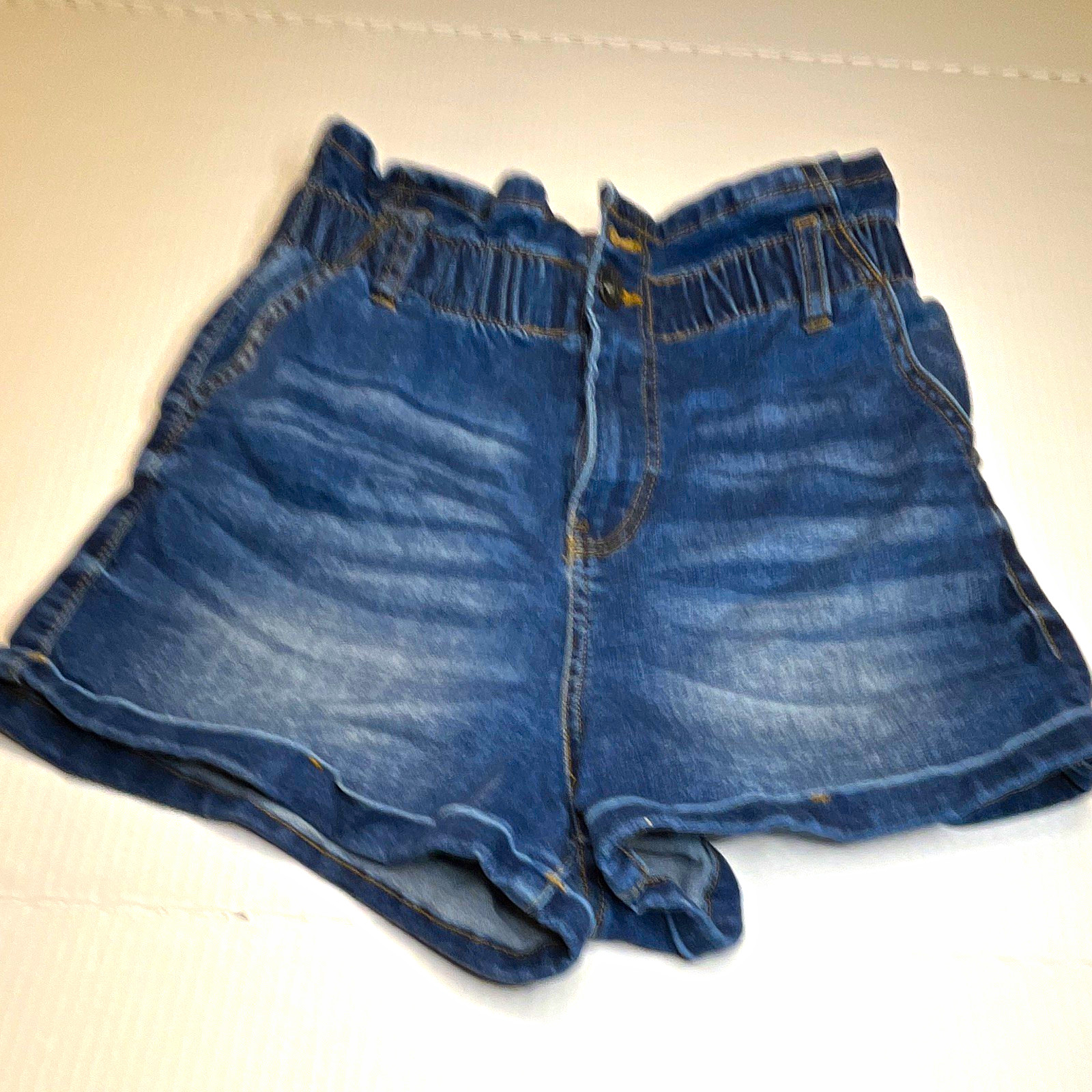 ARIYA JEANS Women’s Blue Denim Paperbag High Rise Shorts 7/28 28″ Waist