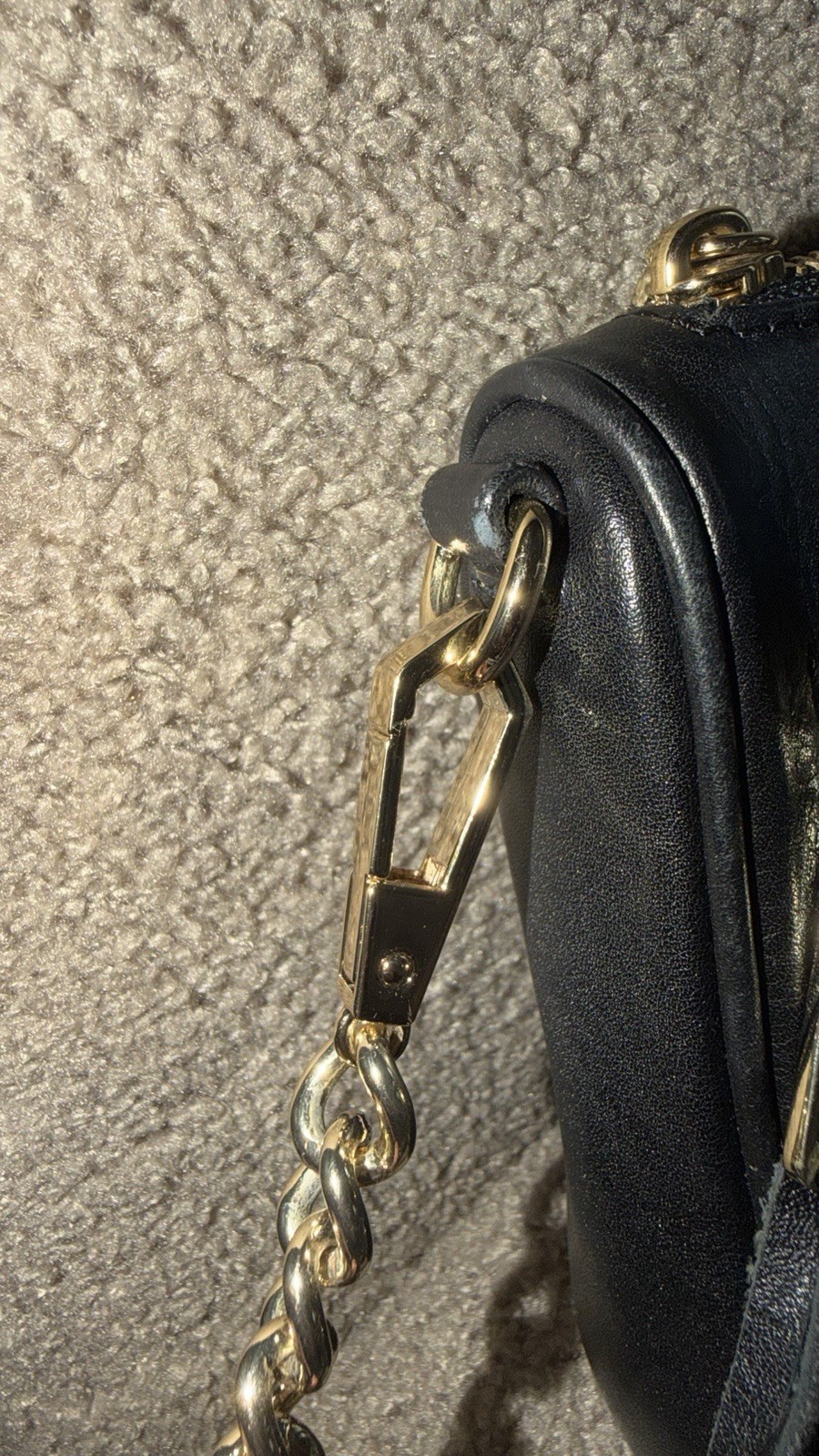 Rebecca Minkoff Black Crossbody Bag Gold Hardware Chain Strap Zip Pockets