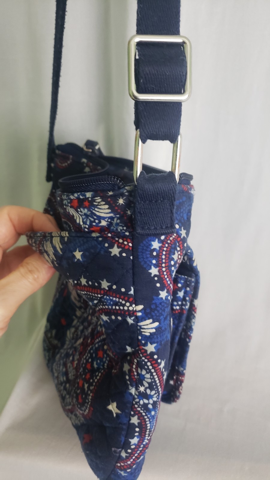 Vera Bradley Cross Body Adj Strap Multiple Pockets With Card Holders