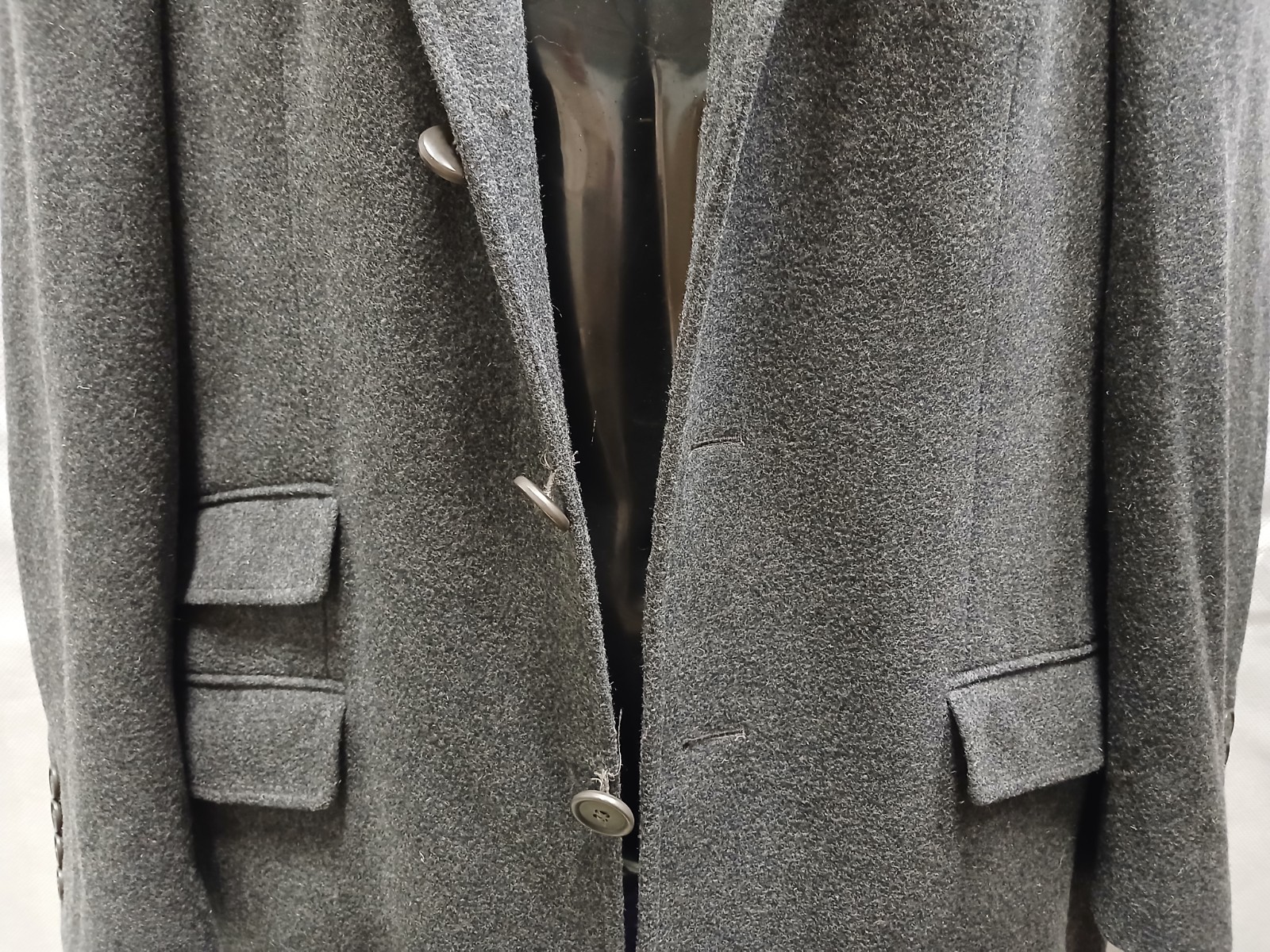 Holland Esquire Grey 75% Wool, 5% Cashmere Overcoat- L Chest 42in
