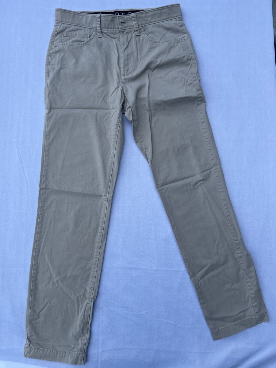 APT 9 Men’s Jeans Style – Premier Flex – Straigh Leg Fit – Size 29×30