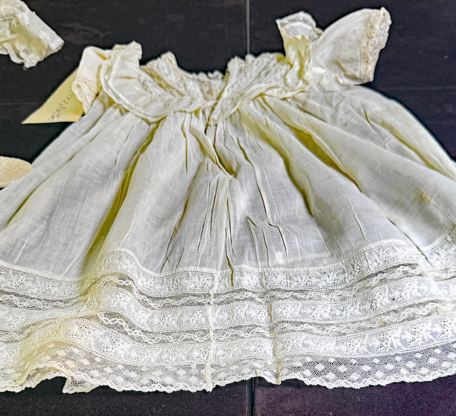Antique 1925 Handmade Sunday Outfit for a Small Girl-Dress, Bonnet, Socks ZZ758