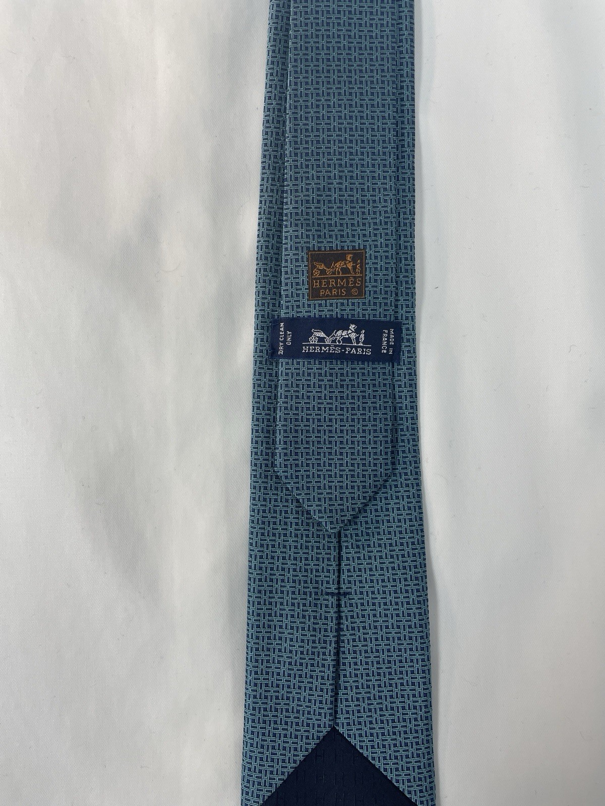 Hermes 100% Silk Men’s Tie Green “Pinces H” 339423T 7cm Width
