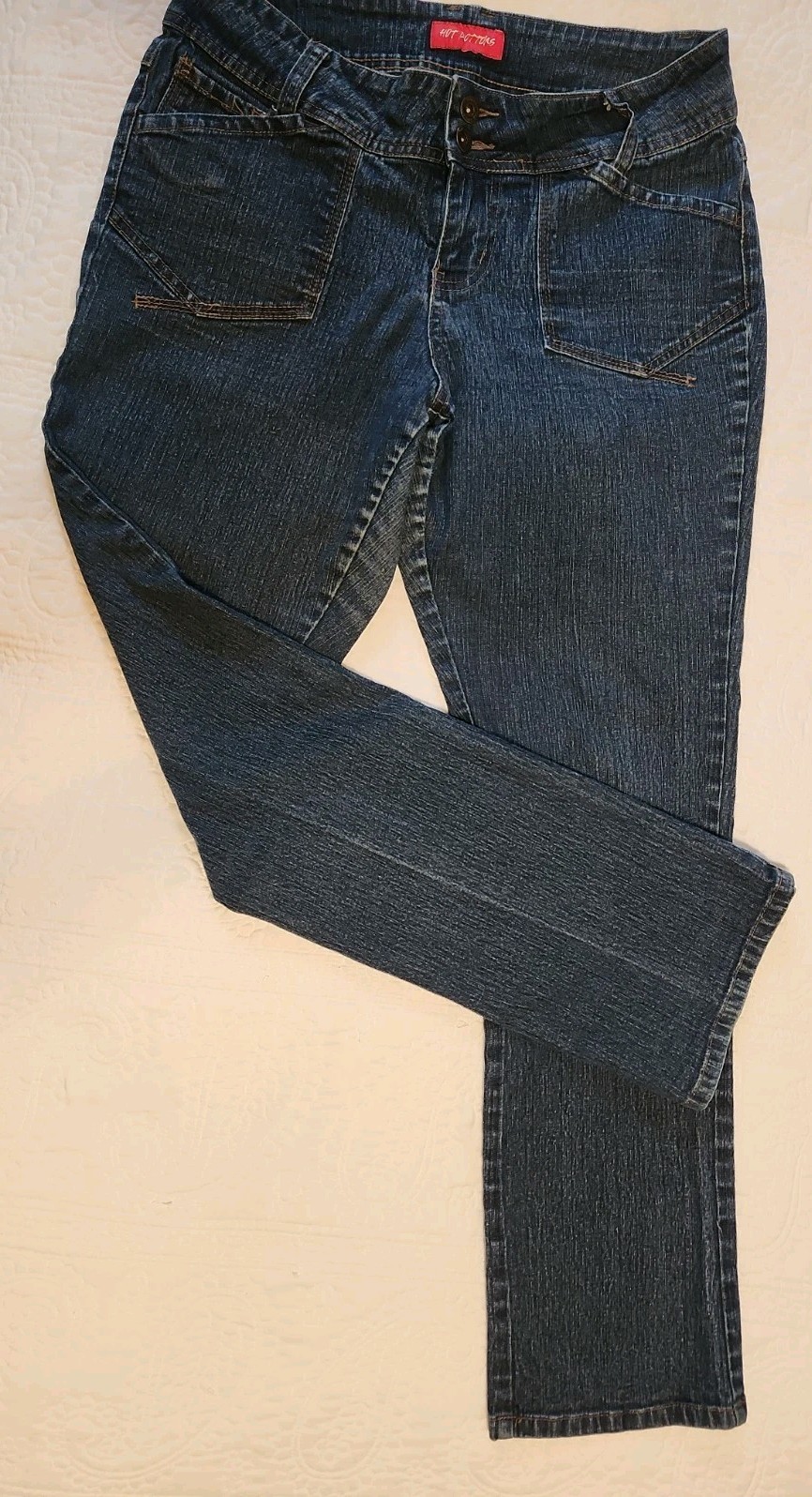 Women Blue Jeans HOT BOTTOMS Size 16. #60