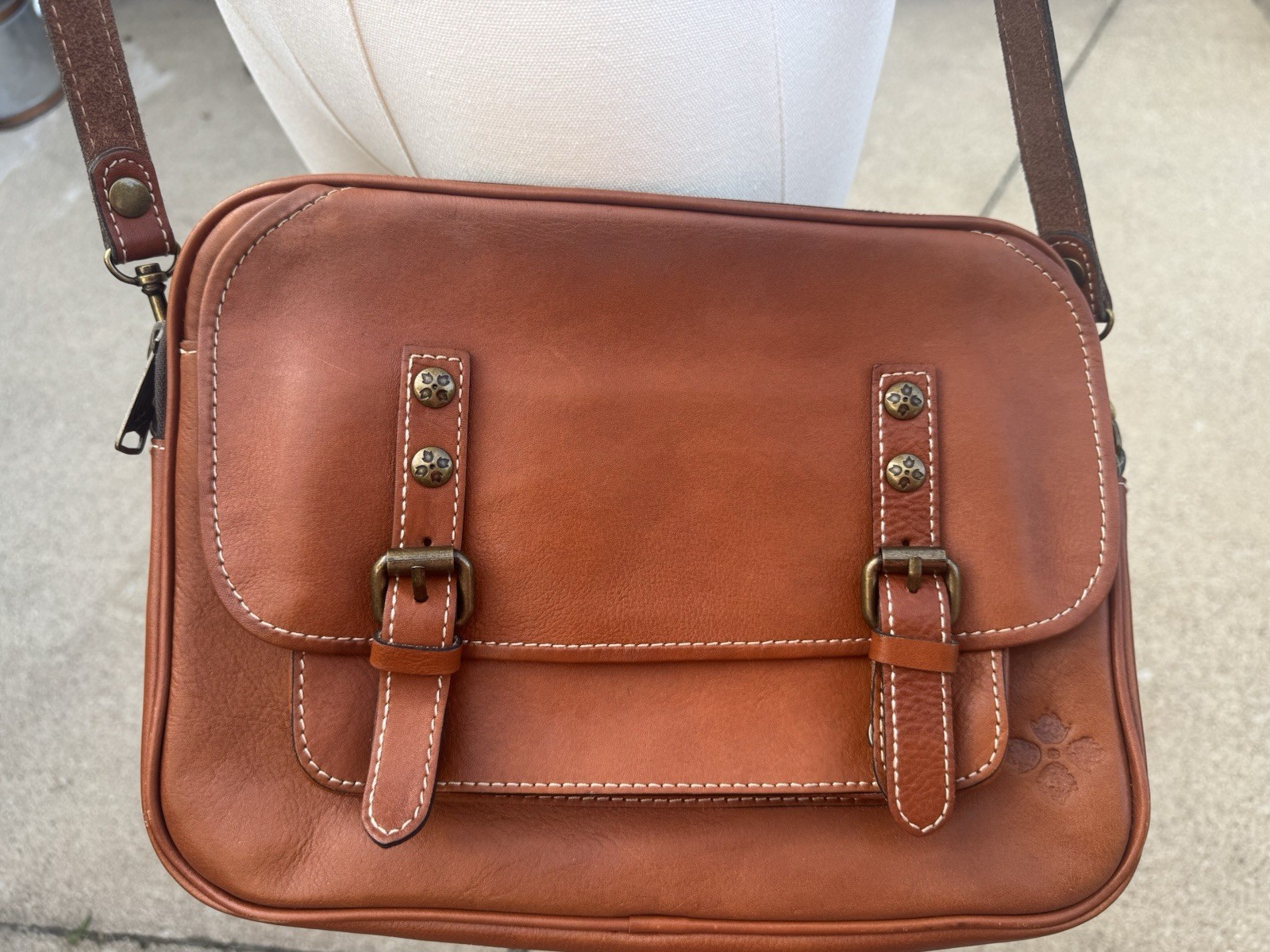 Patricia Nash Leather Crossbody Handbag Medium Brown Leather Adjustable Strap