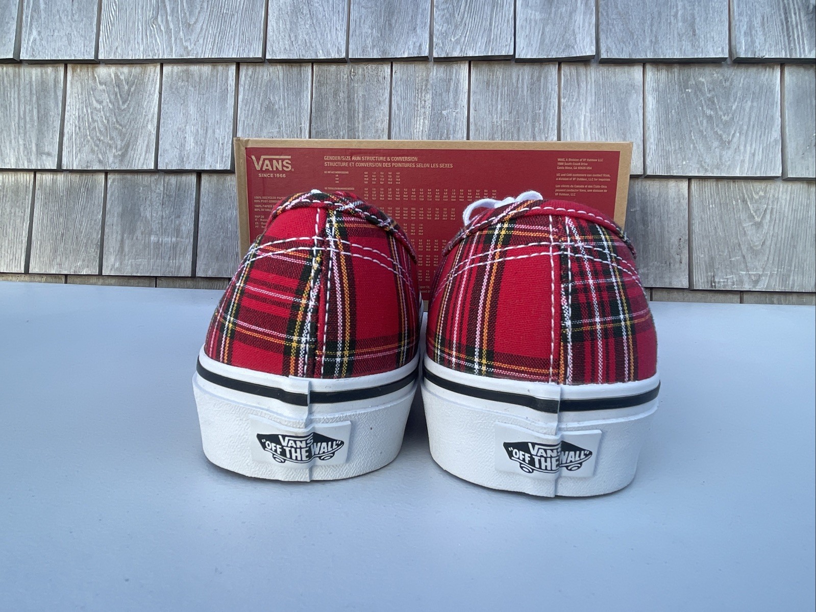 Vans Authentic Shoes Plaid Red White Low Top Skate Sneaker Men’s Size 10.5 NEW