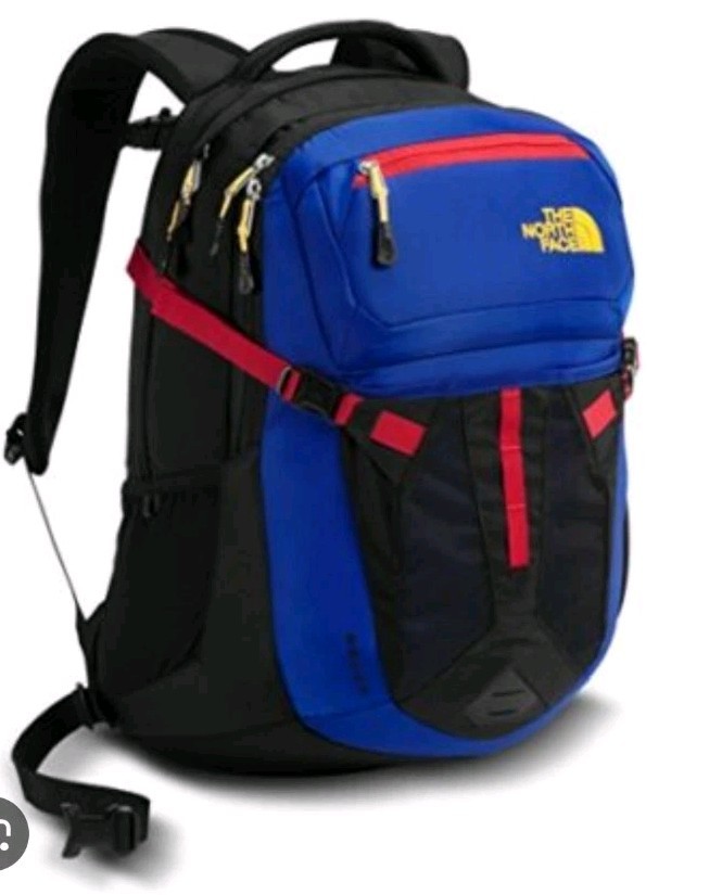 North Face Recon Backpack Blue/Red. Great bag for hiking, travel and school bag