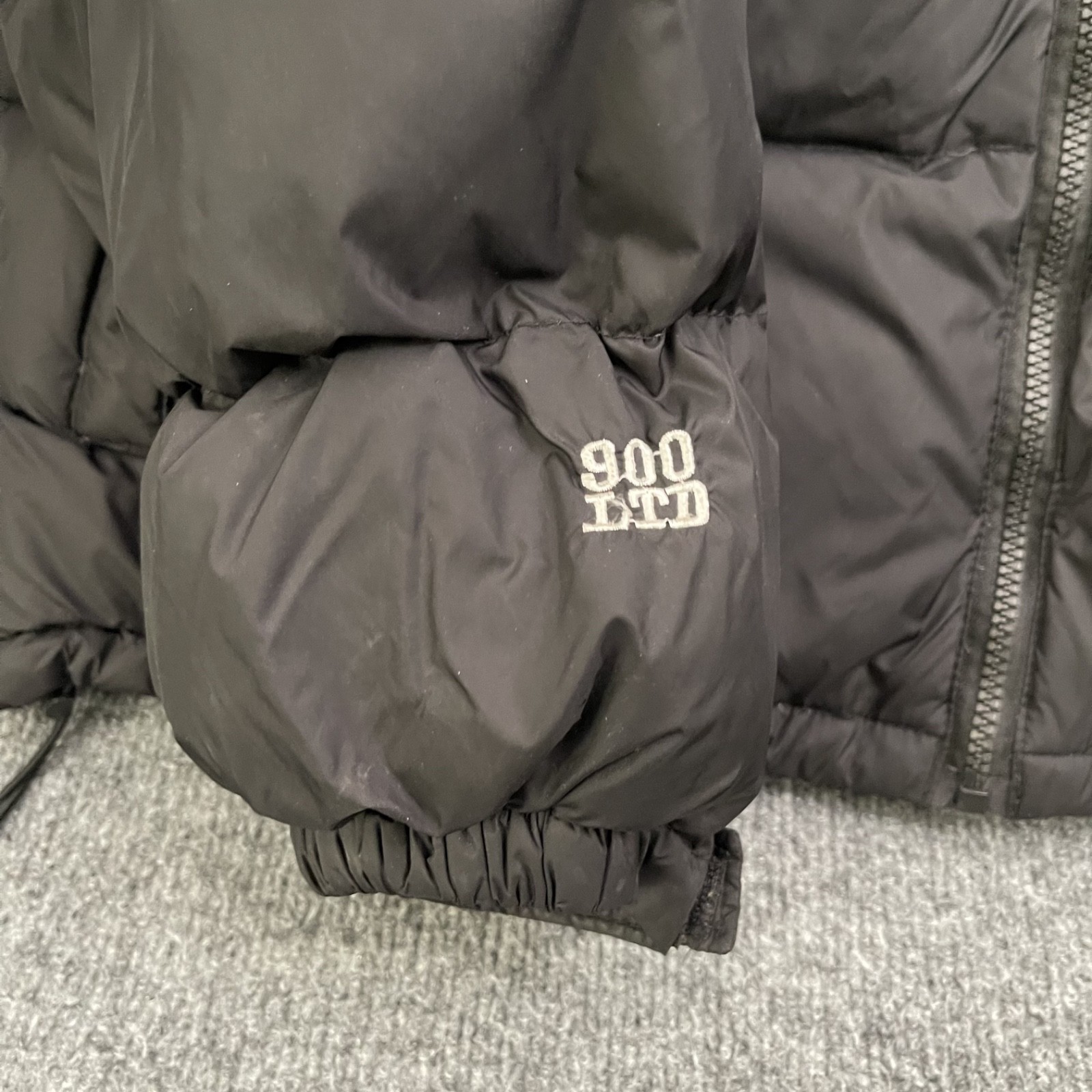 The North Face Men’s 1996 Retro Nuptse Jacket Mens Sz L Black Full Zip