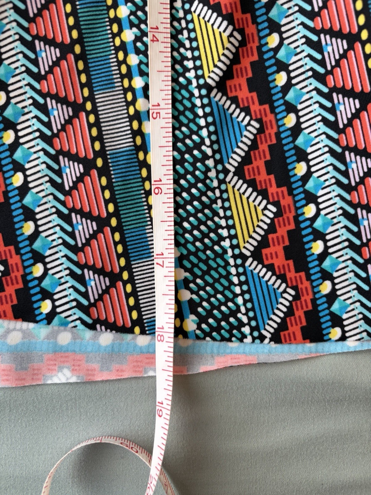 Women’s Multicolor Patterned Flyaway Tankini Top Only, Adjustable Straps, Sz L