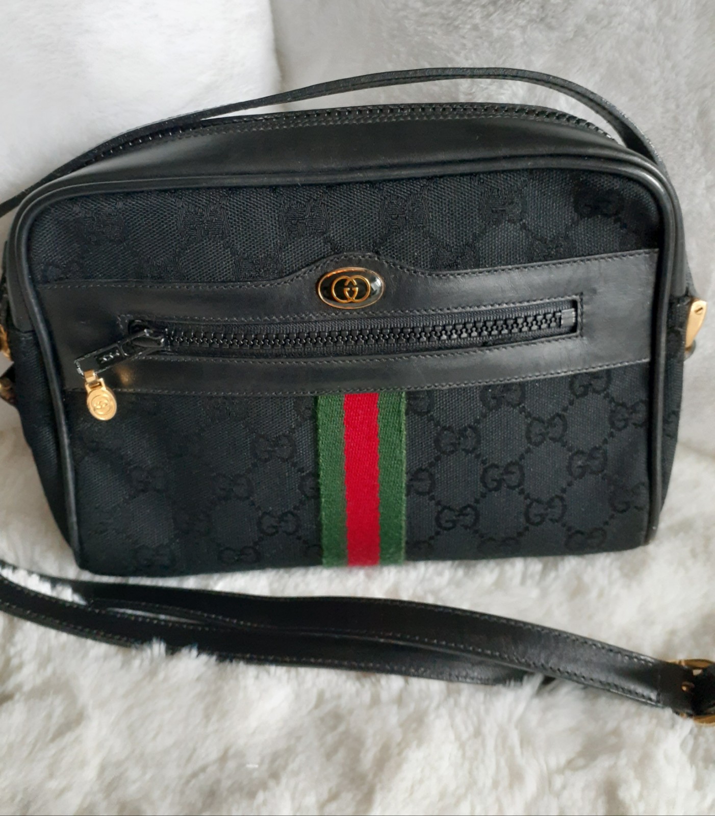 Vintage Designer Ophidia Gucci Crossbody Black W/ Web Sherry Line Pre-Owned Fair