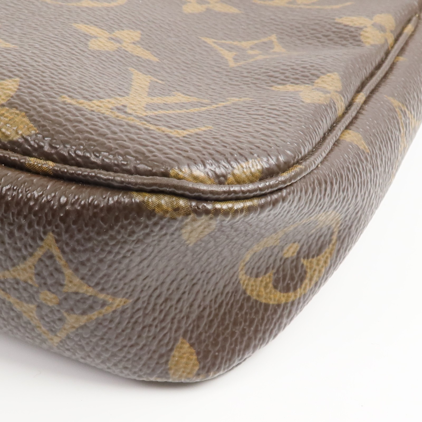LOUIS VUITTON LV GHW Pochette Accessoires Pouch Handbag M51980 Monogram Brown