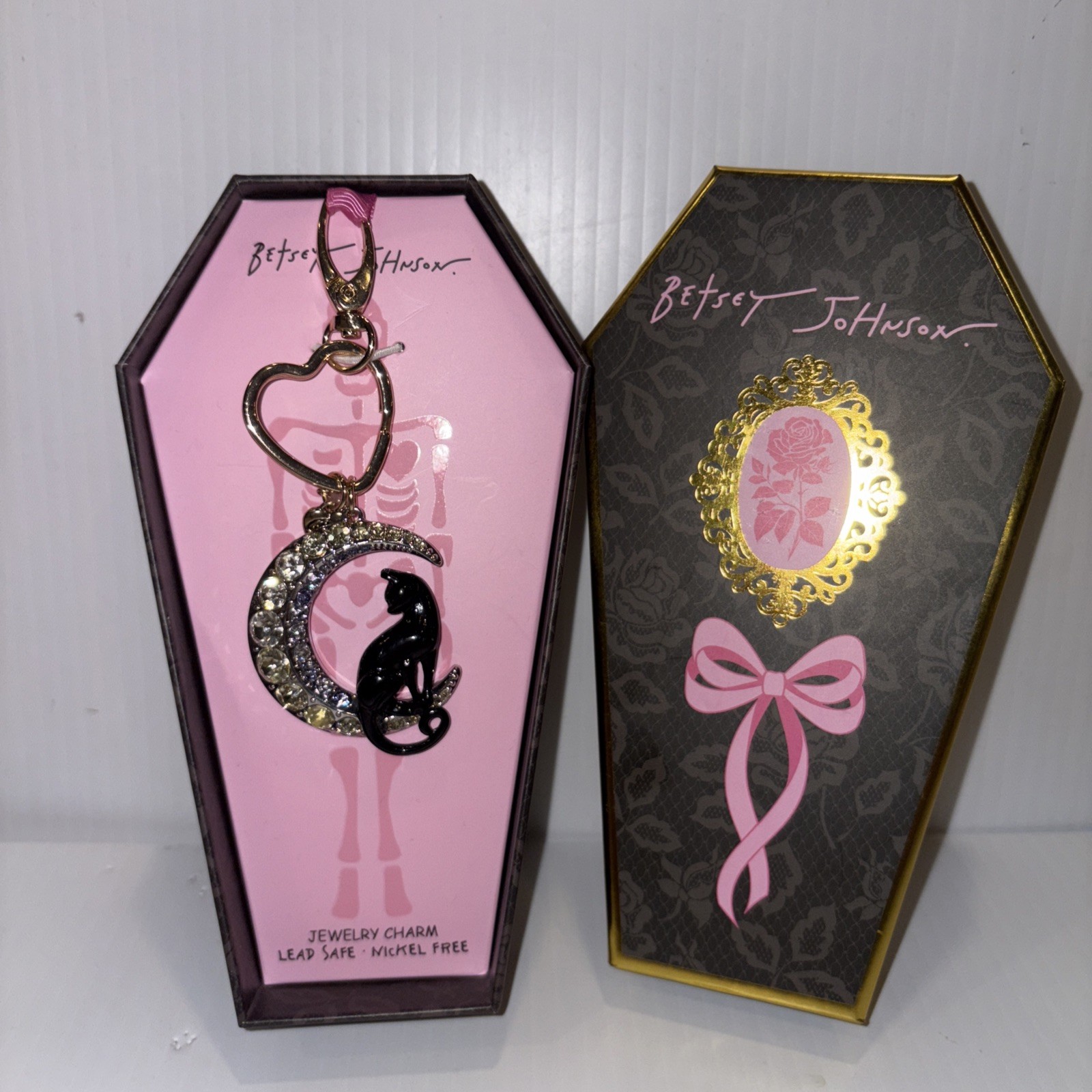 $58 Betsey Johnson Halloween Moon & Black Cat Jewelry Charm Keychain NEW in Box
