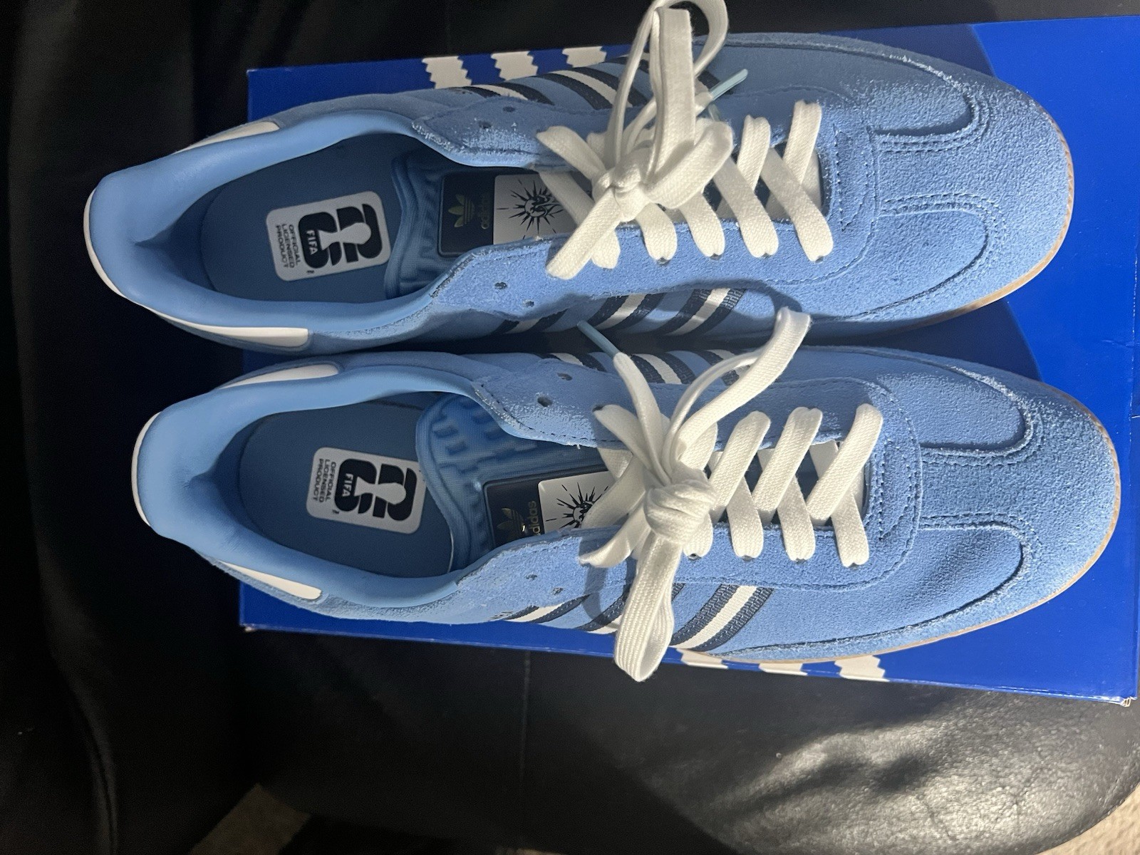 Adidas Men’s Samba OG World Cup IH6827 Size 11 Light Blue/Crew Blue /Cloud White