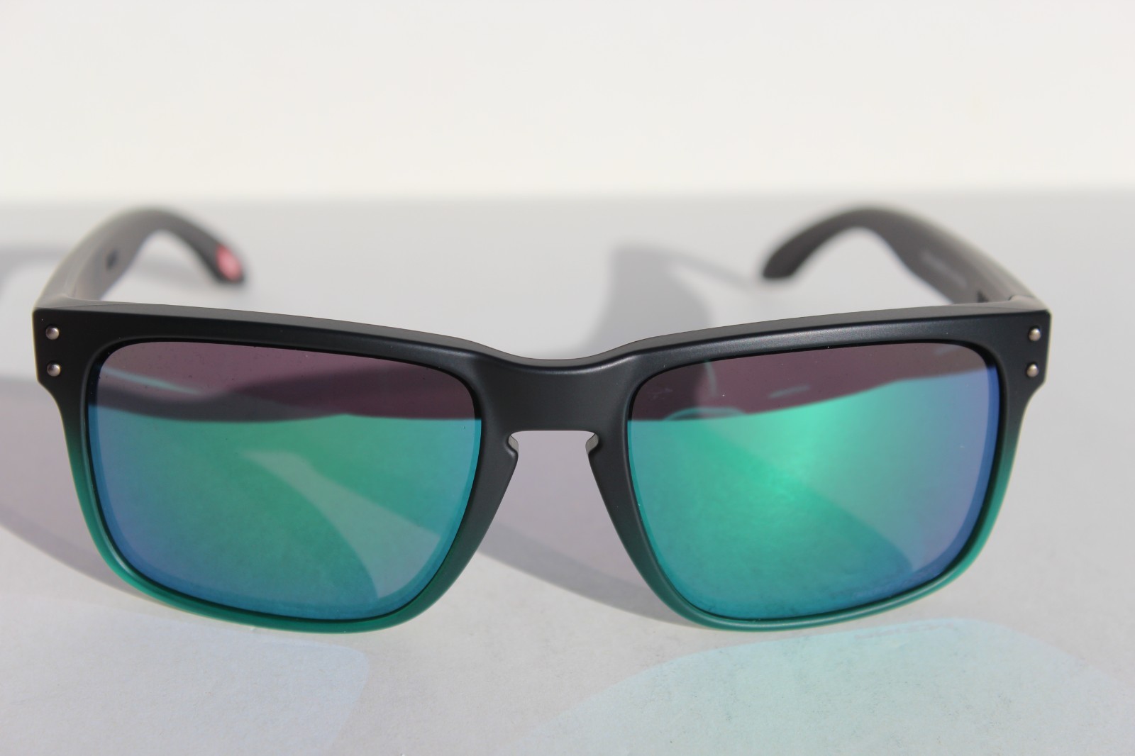 OAKLEY Holbrook Sunglasses Jade Fade/Prizm Jade Green NEW OO9102-E4