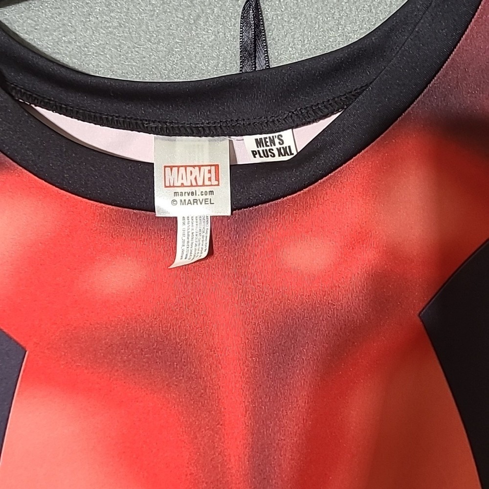 MARVEL DEADPOOL Men’s Novelty Athletic Costume Shirt – Size XXL NEW WITH TAGS