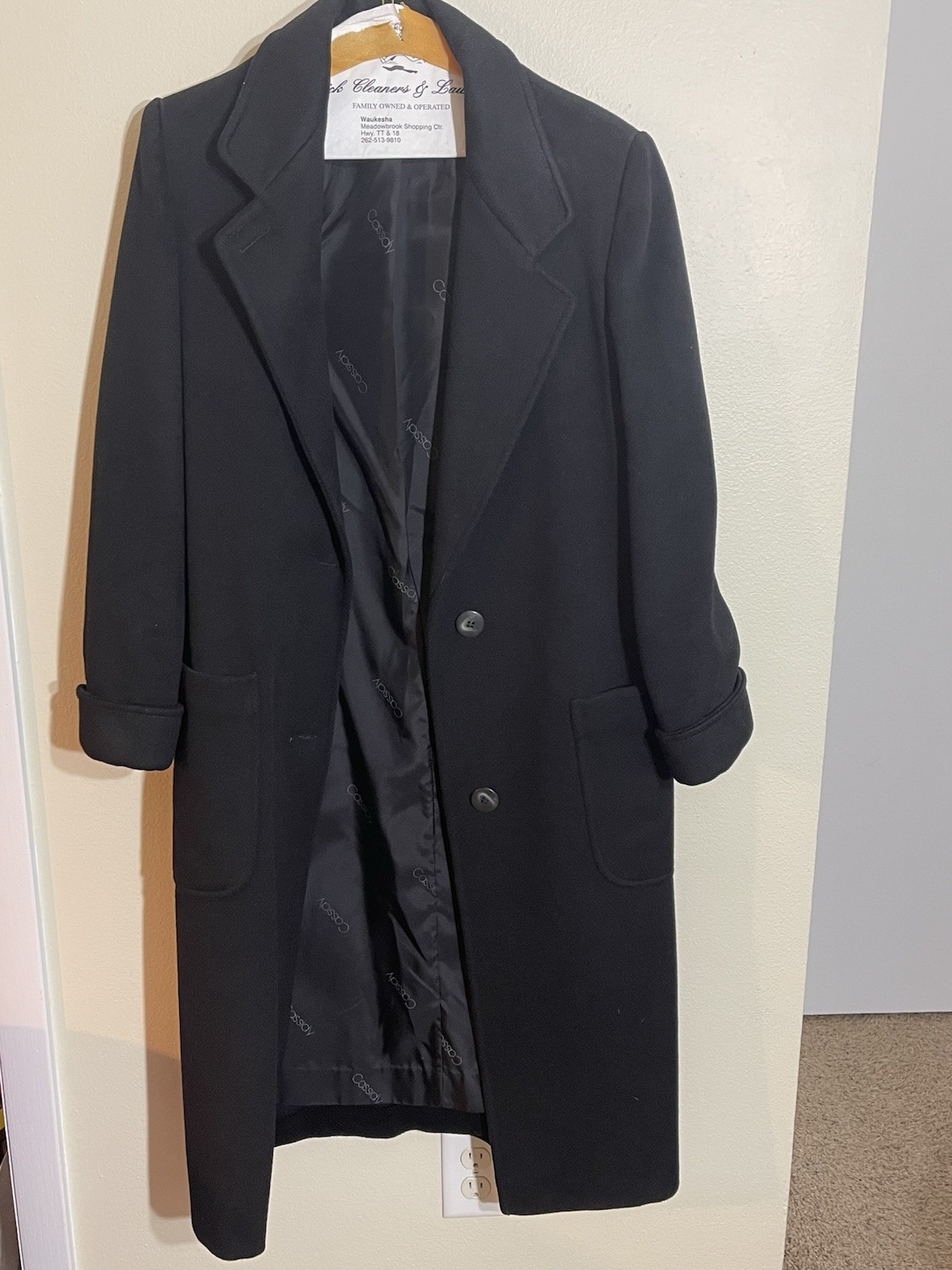 Vintage Cassidy 100% Wool Coat Size 2 Petite Jacket With Button Up Back