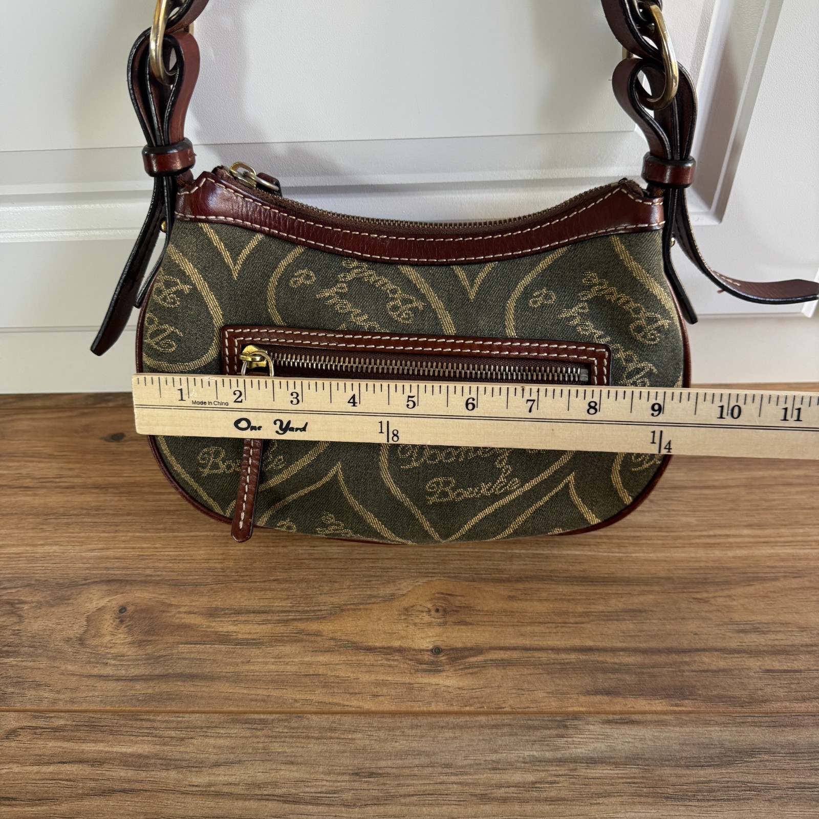 Vintage Y2K Dooney & Bourke Small Shoulder Bag Hearts All Over Print Logo Purse
