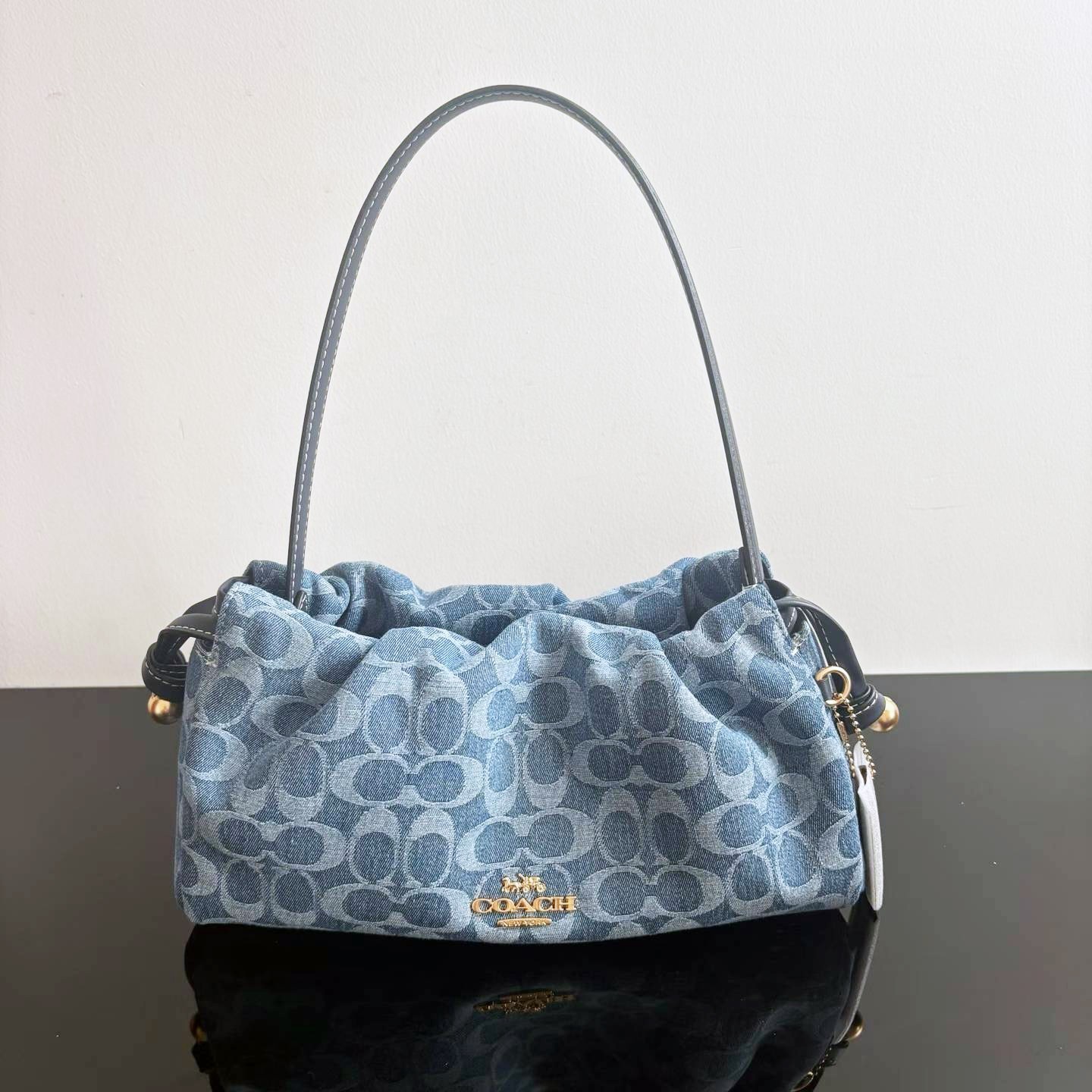 COACH Faye Shoulder Bag In Signature Denim Blue CDE45 F/S JP [DDP]