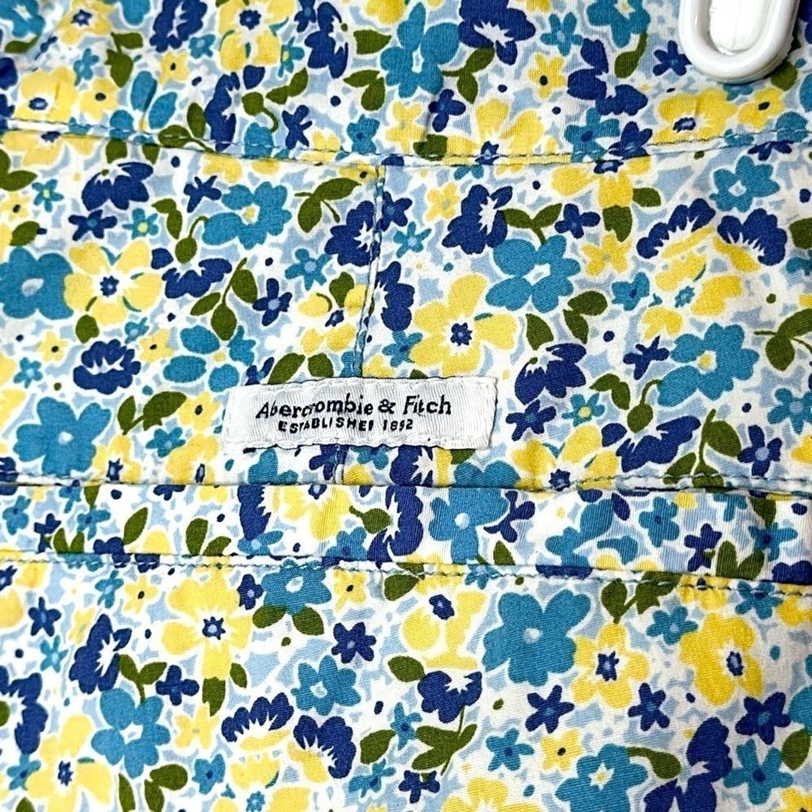 Abercrombie & Fitch Ditsy Floral Capri Pants Womens Size 14 Coastal Prep