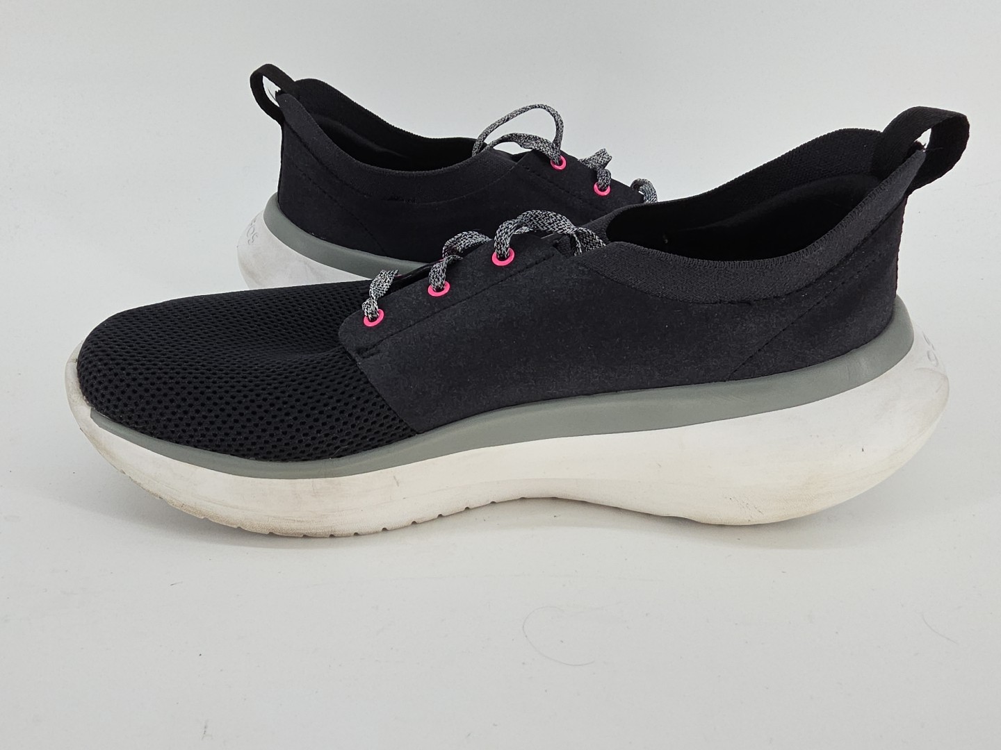 OOFOS OOmy Stride Recovery Comfort Shoes Lace Sneakers Womens Size 11 Black Pink