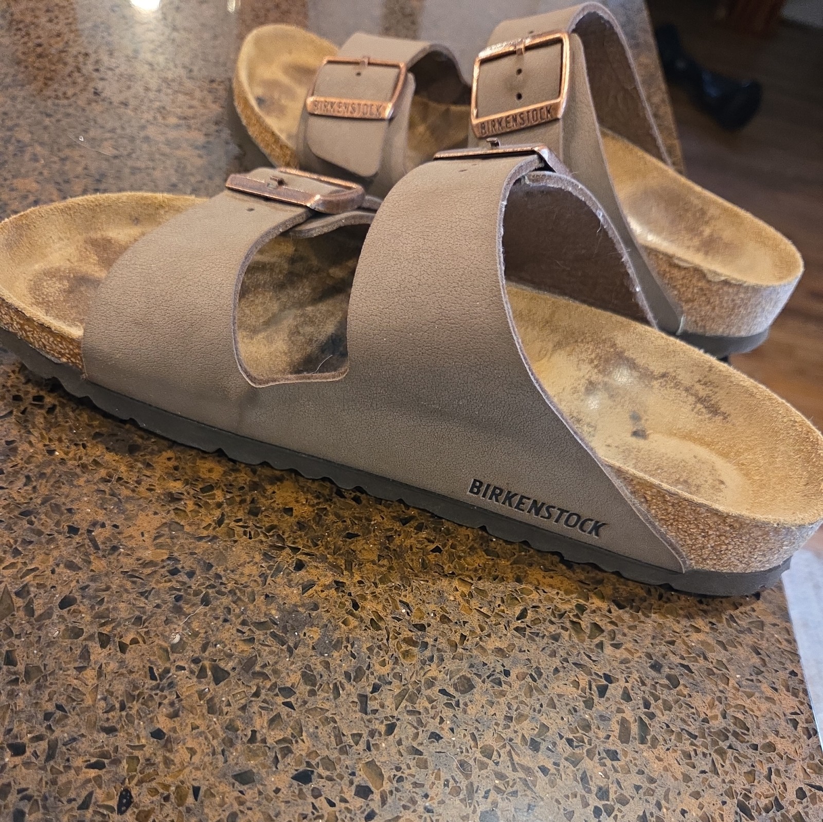 Birkenstock Sandals Womens Size 39 Narrow Arizona Slip on