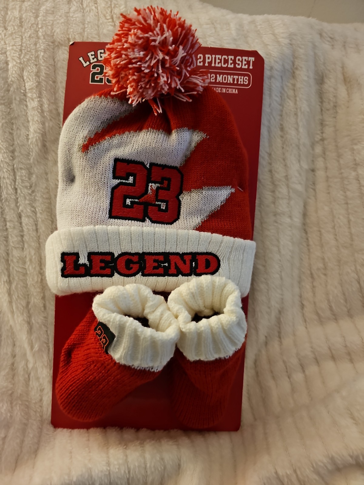Legend 23 Red & White 2 Piece