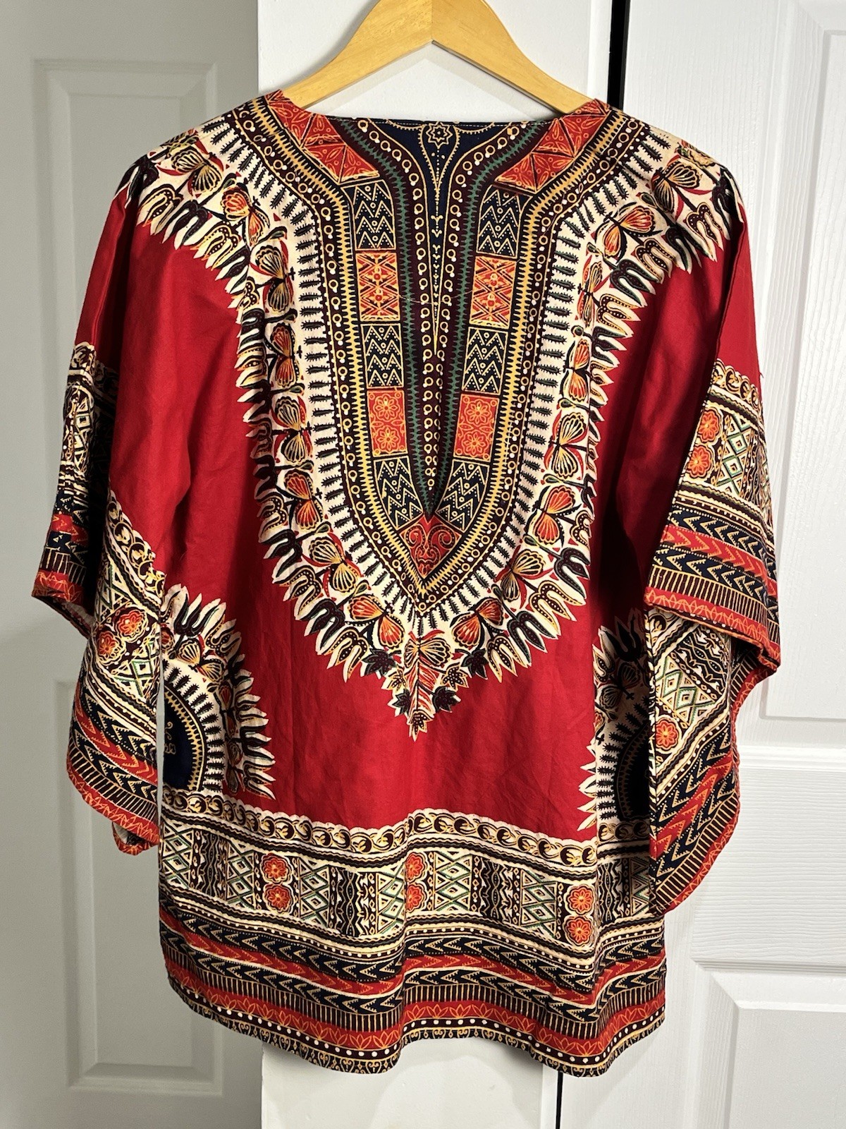 Kaiser VintageAfrican Dashiki Top. Multi Color Medium. Short Sleeve. 100% Cotton