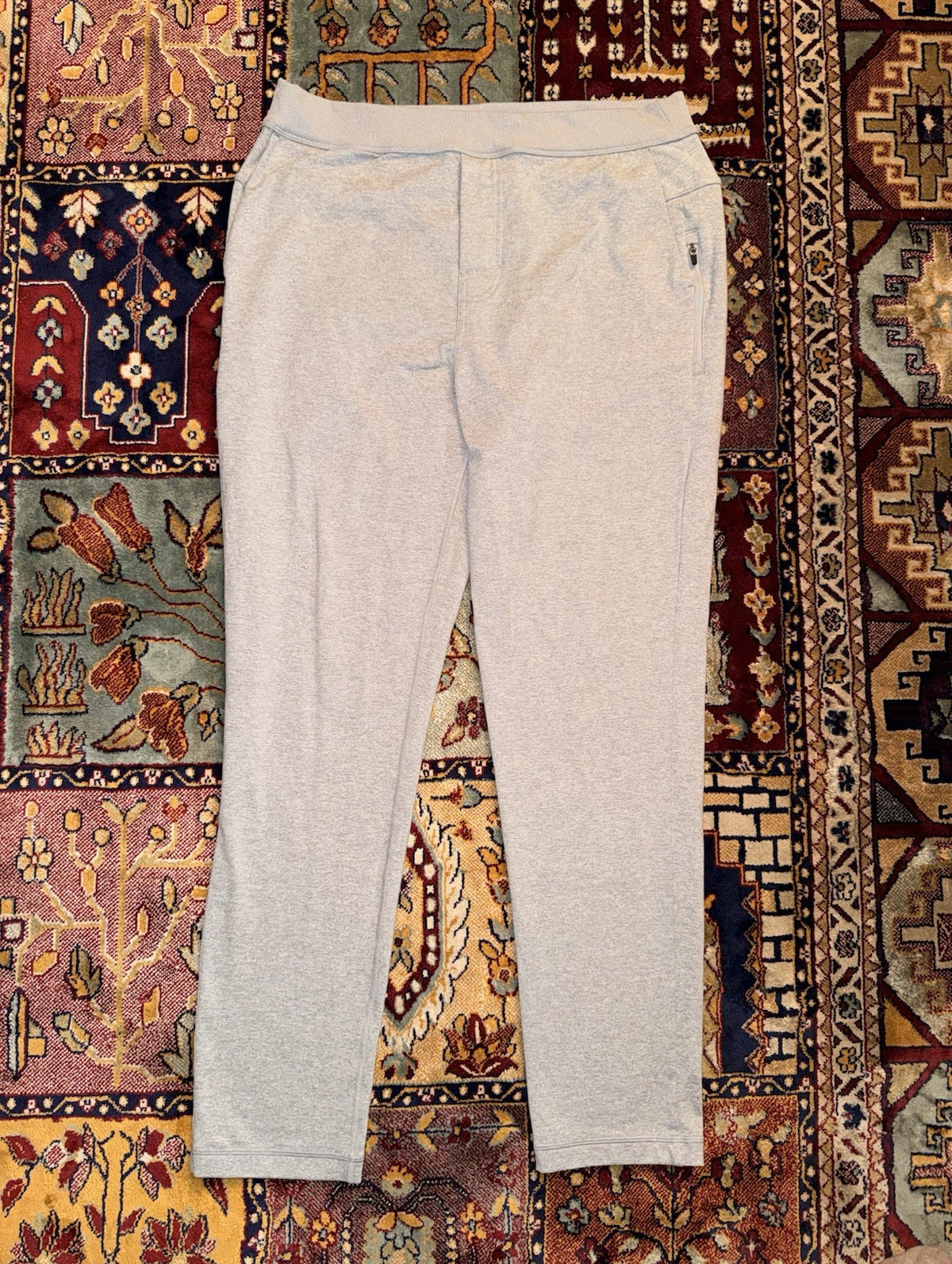 Vuori Gray Jogger Activewear Pants Elastic Waist Zip Pocket Tapered L 32×29.5