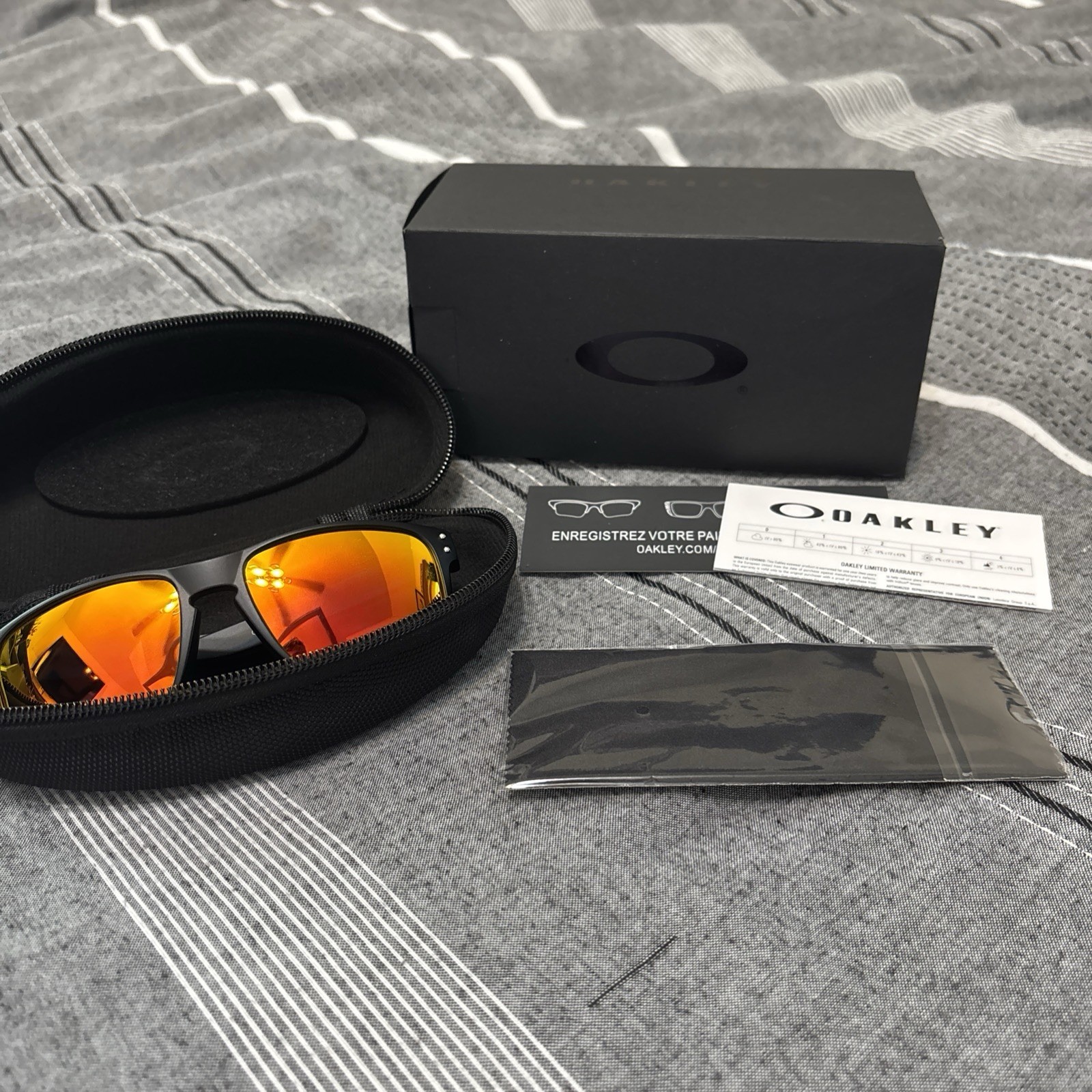 Oakley Holbrook Polarized Sunglasses 0091-02 Matte Black/Prizm Ruby