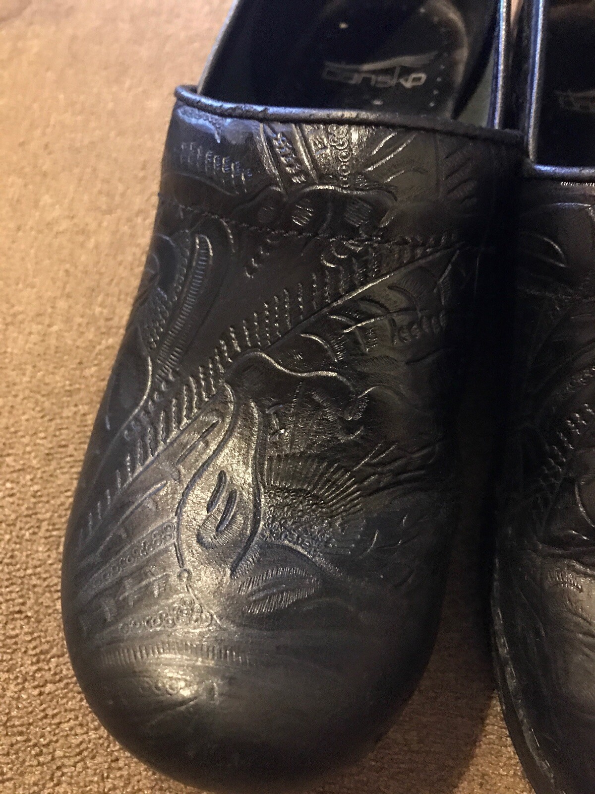 Women’s Size 38 (7.5-8) M Dansko Black Leather Professional Clog (TD)