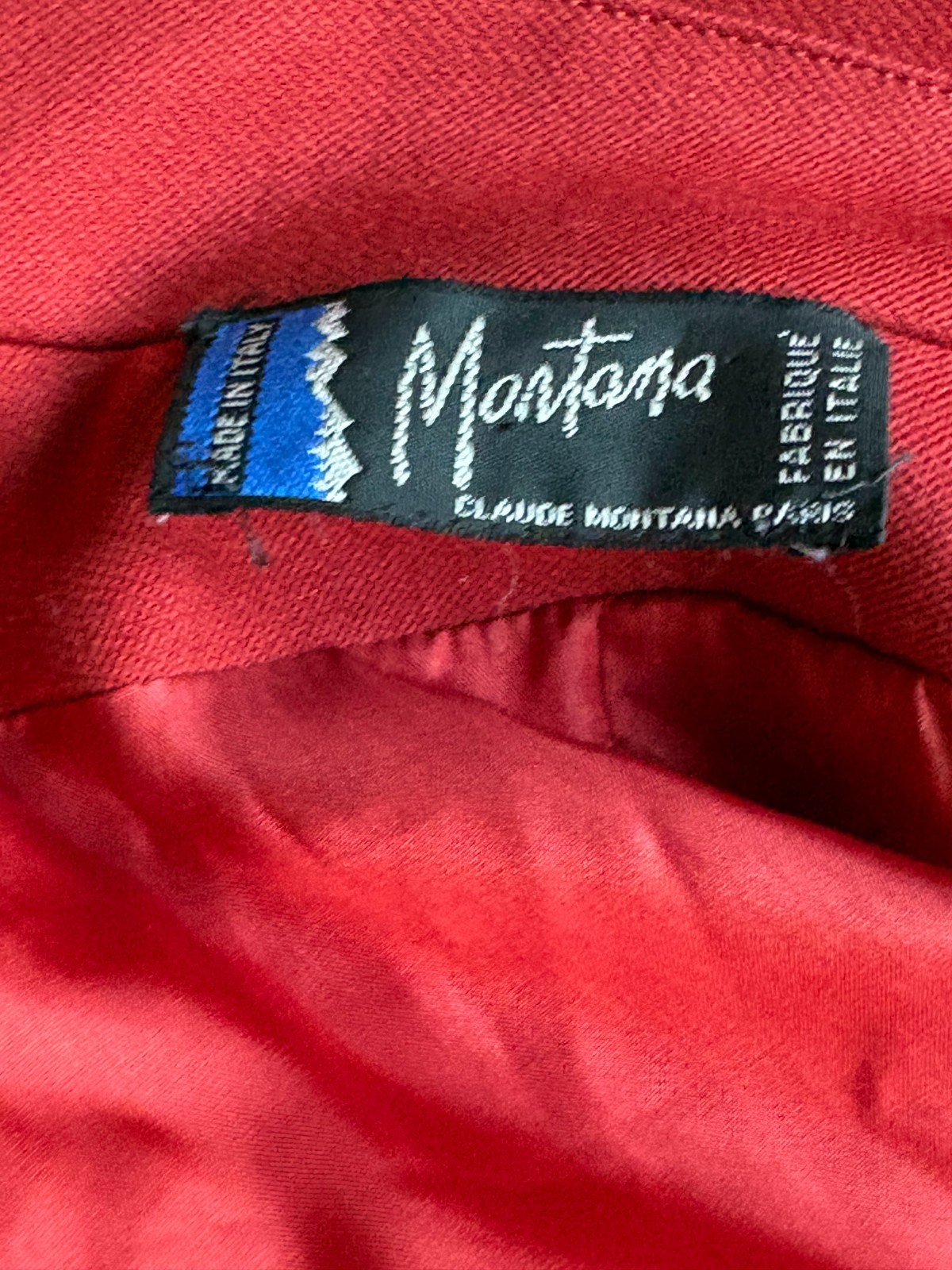 VINTAGE CLAUDE MONTANA CORAL RED VIRGIN WOOL ZIP UP JACKET SIZE: M